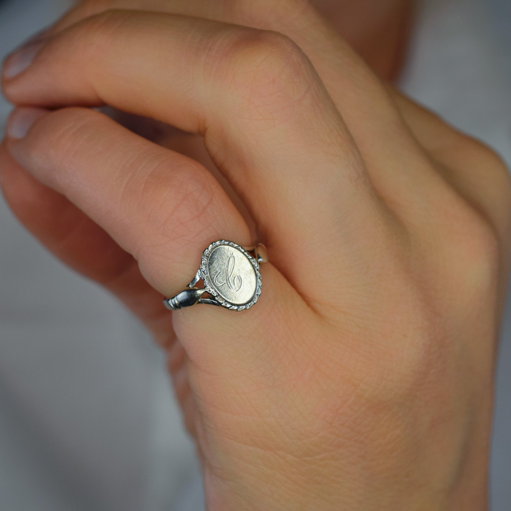 Cursive 'C' Signet Ring
