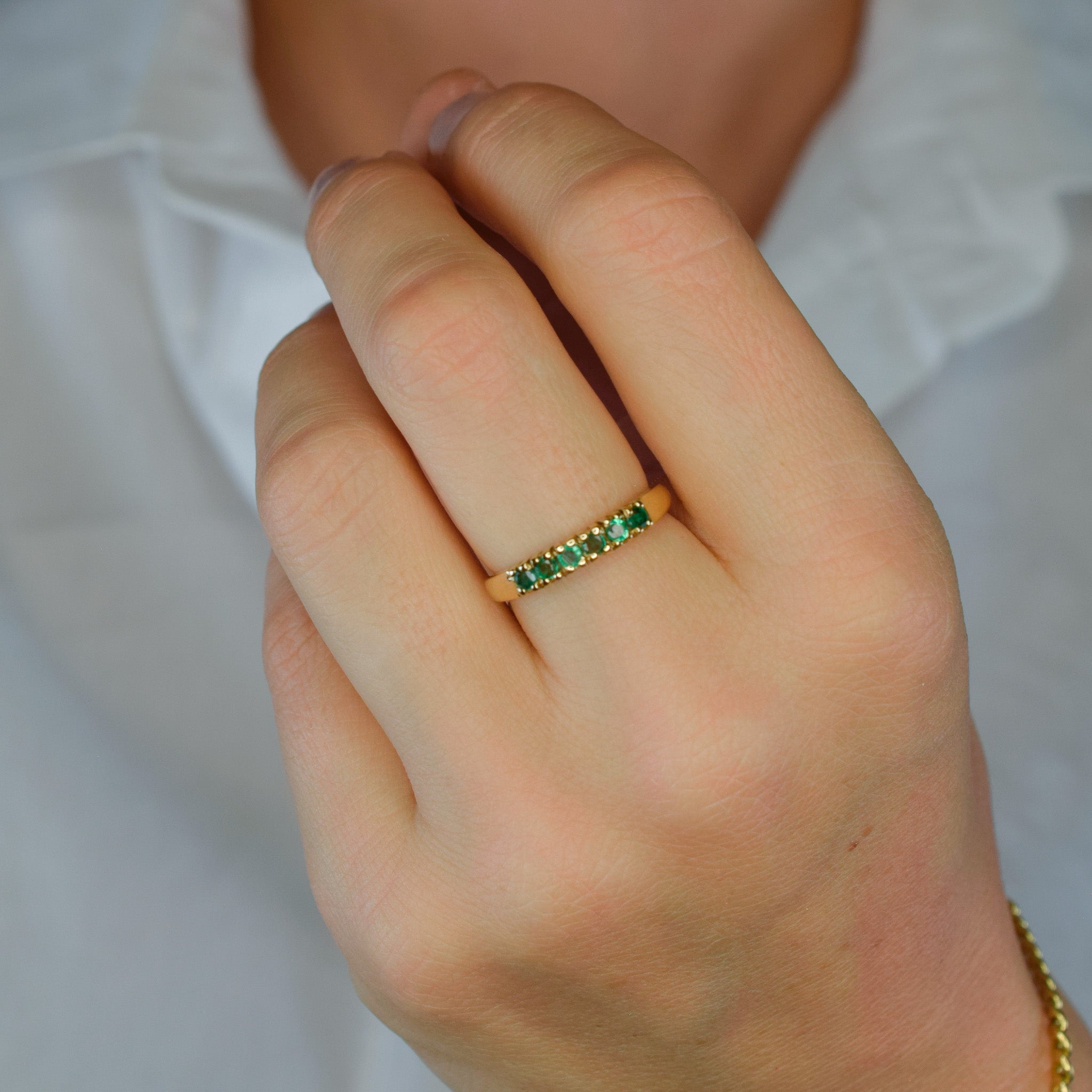 vintage Distinguished Emerald Band