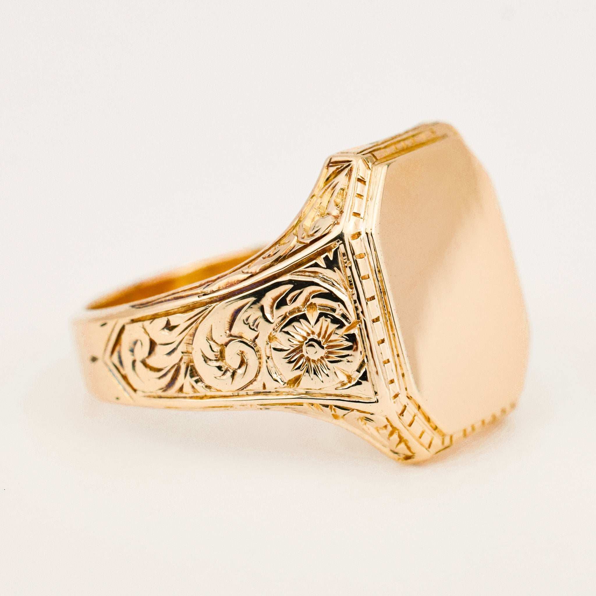 vintage Blank 14k gold Floral Signet Ring
