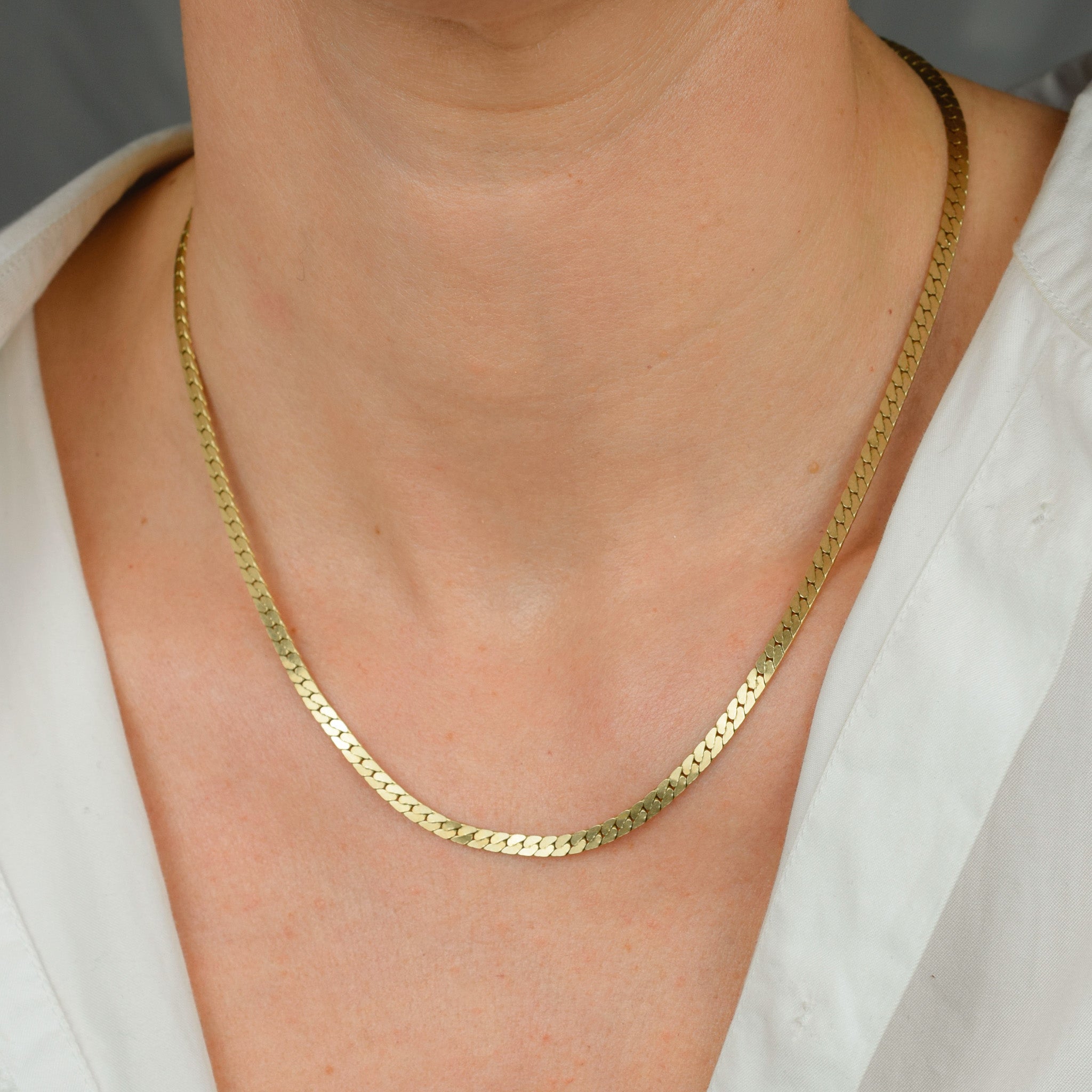 vintage 18" 14k Herringbone Necklace