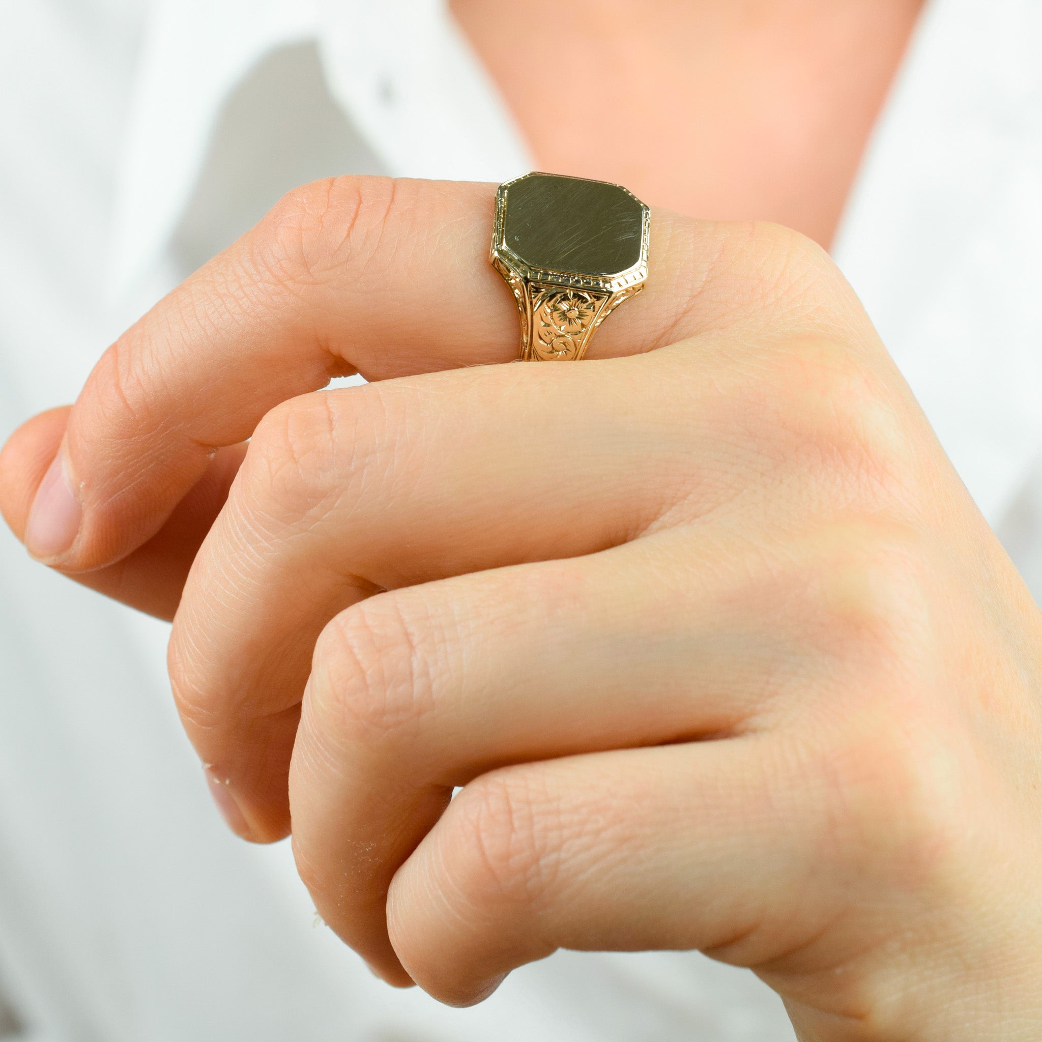 vintage Blank 14k gold Floral Signet Ring