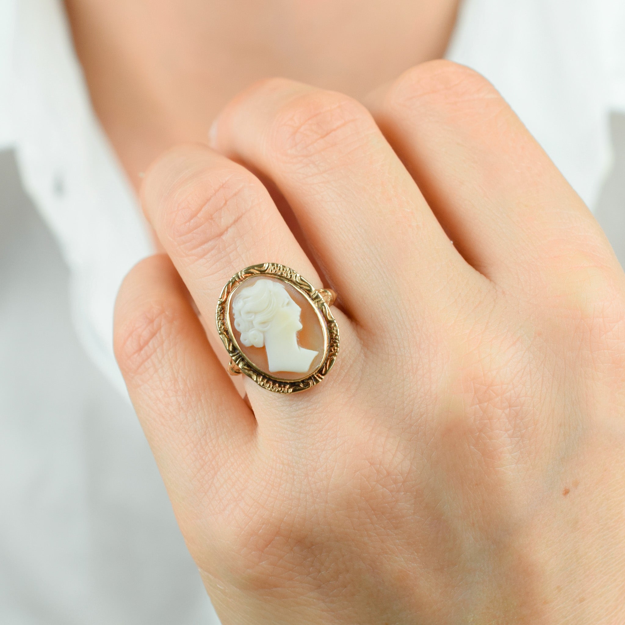 antique gold Cameo Ring