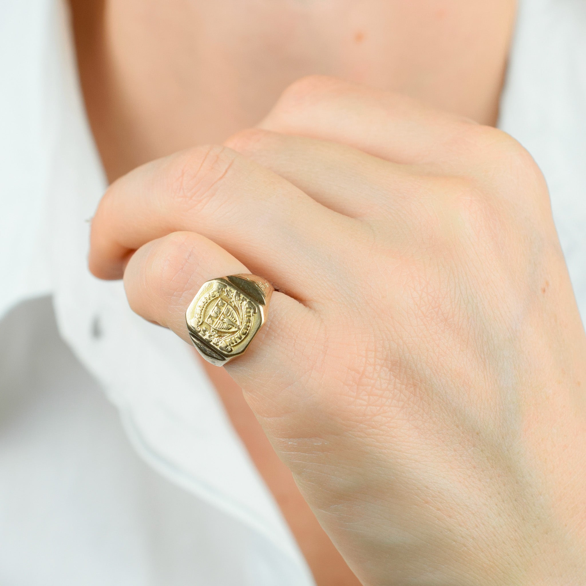 vintage McMaster University Signet Ring