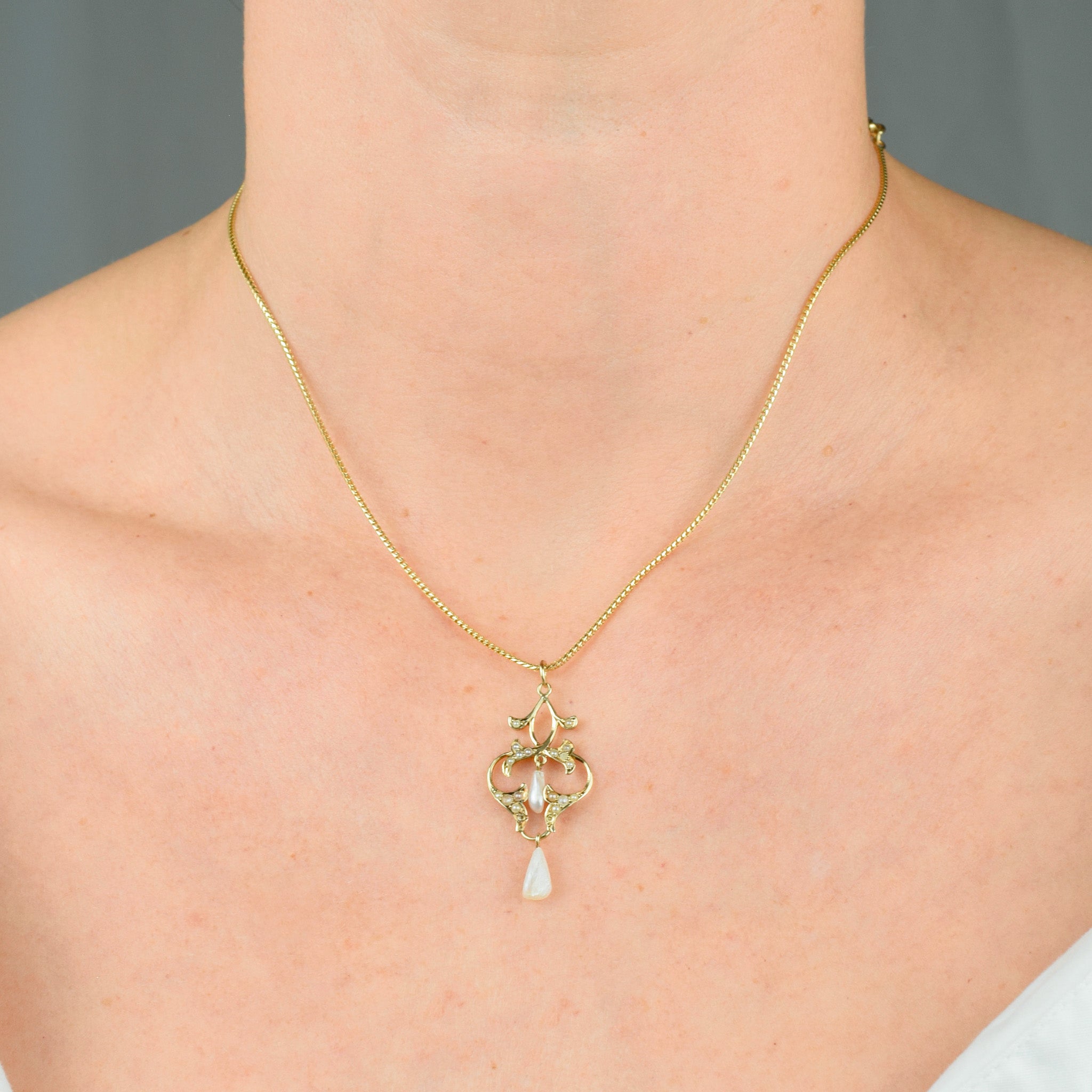 Antique Seed Pearl Lariat Pendant