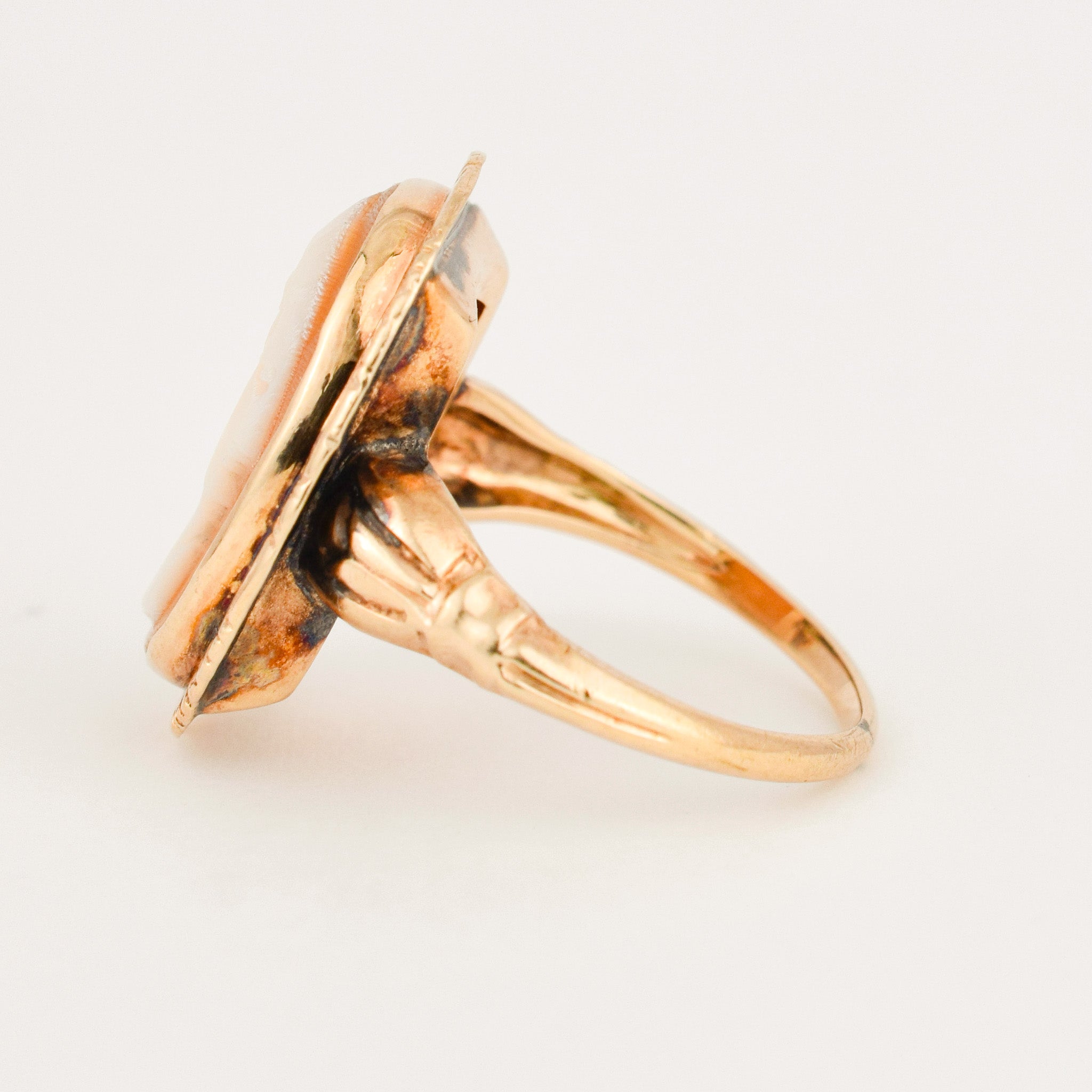 antique gold Cameo Ring