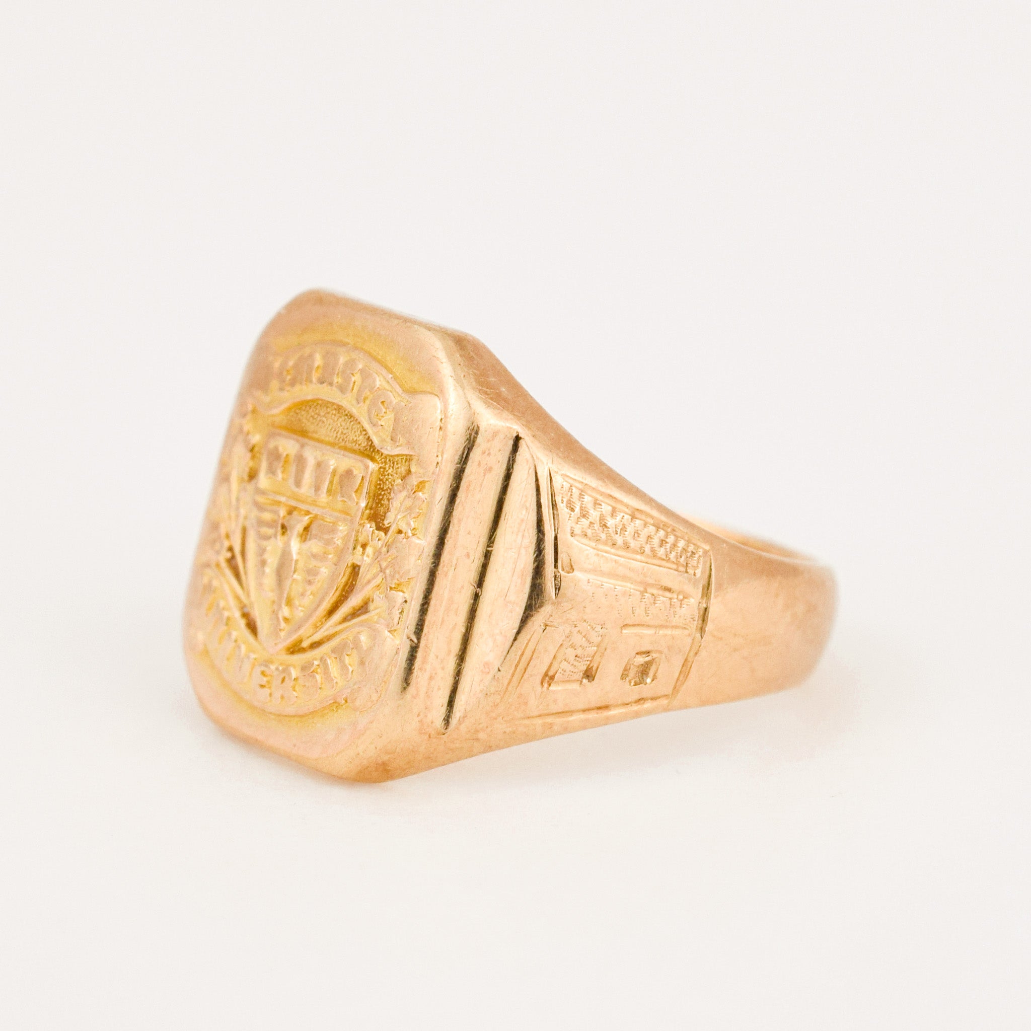 vintage McMaster University Signet Ring