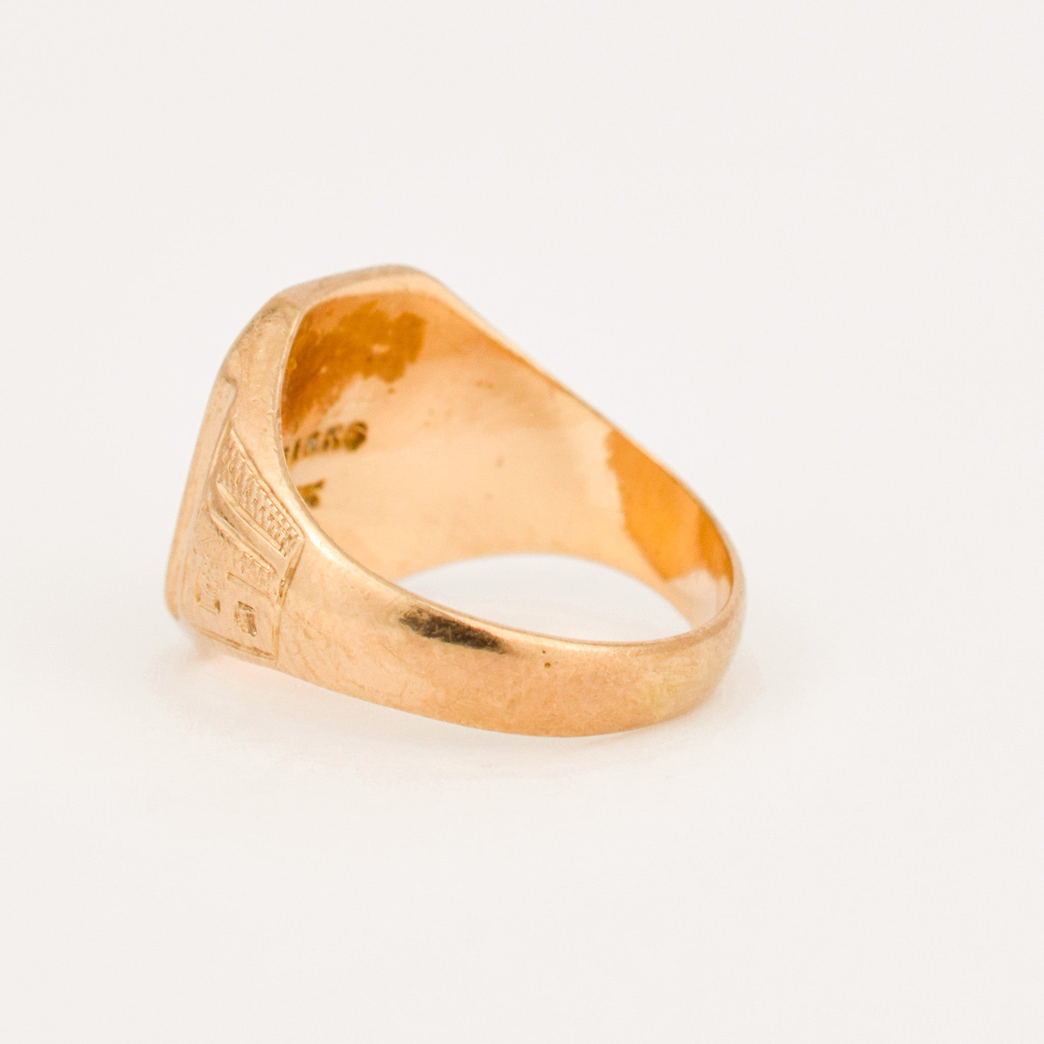vintage McMaster University Signet Ring