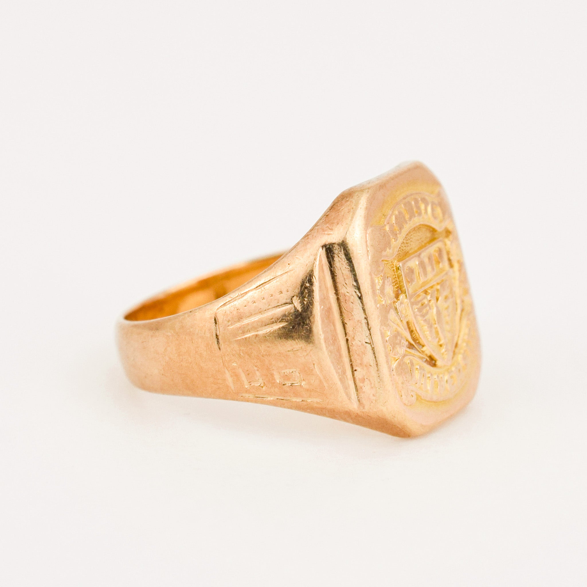 vintage McMaster University Signet Ring