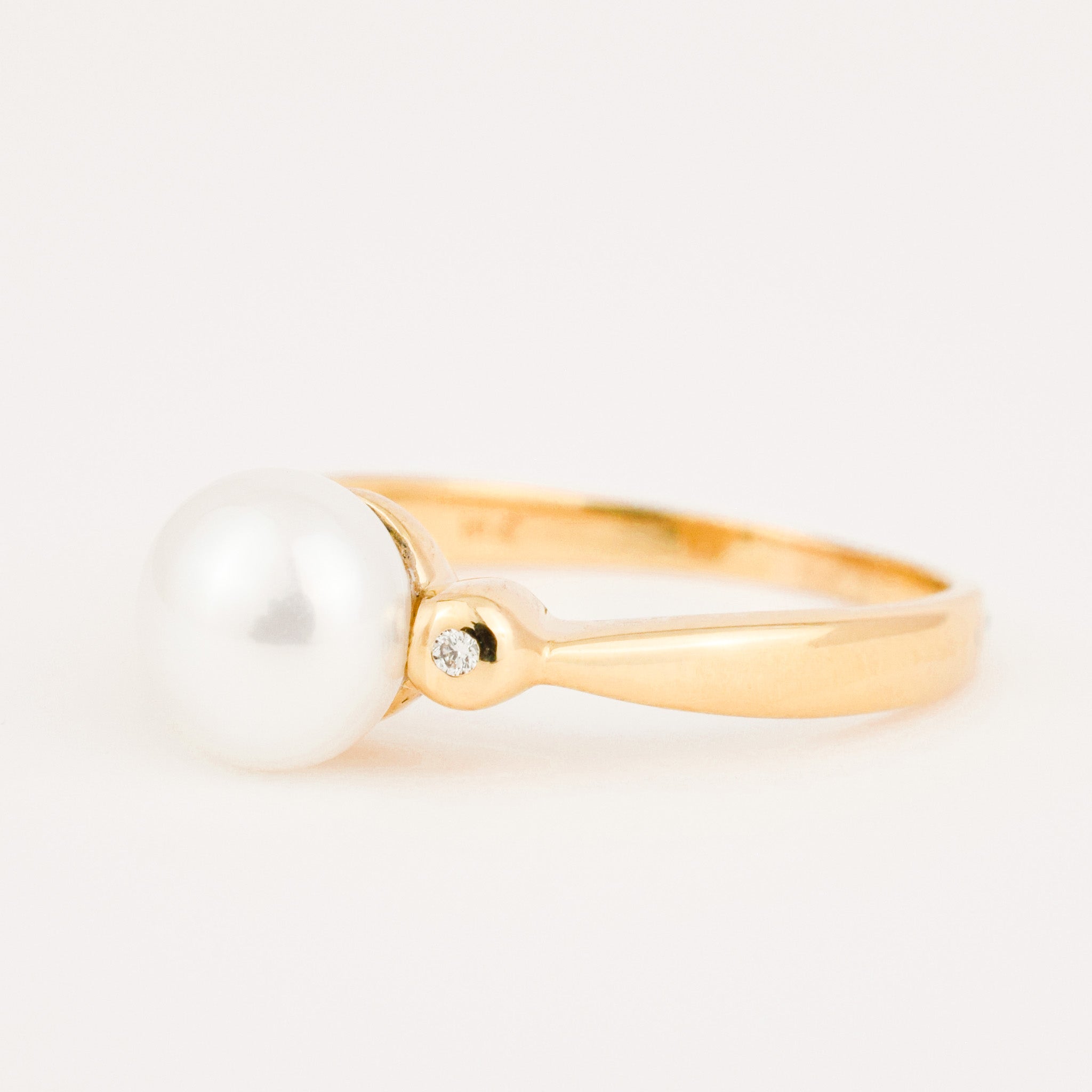 Pearl and Diamond Ring