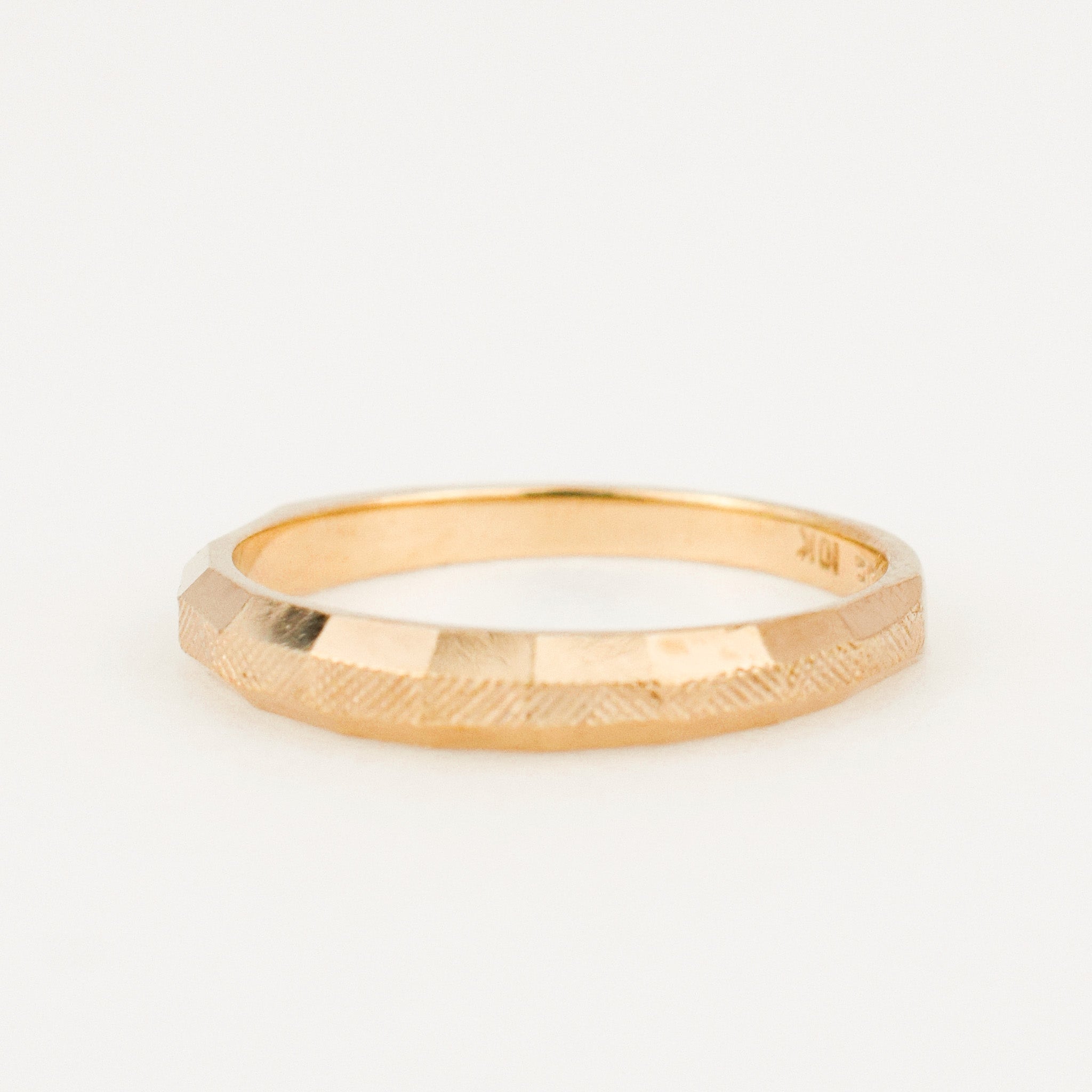 vintage 2.7 mm Geometrical Domed Gold Band
