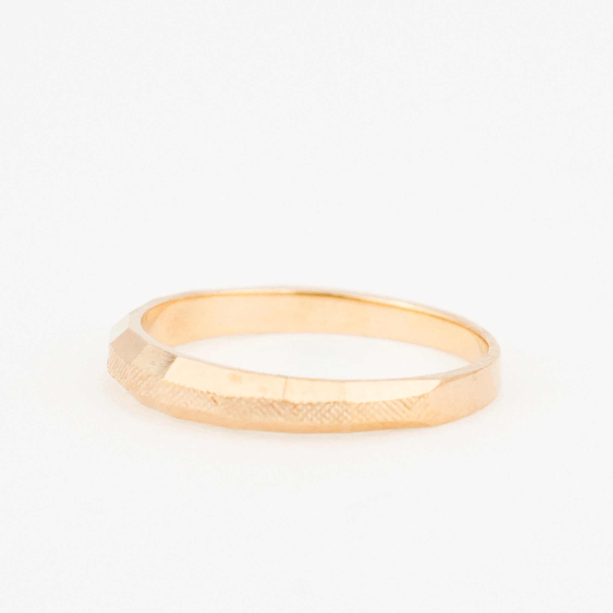 vintage 2.7 mm Geometrical Domed Gold Band