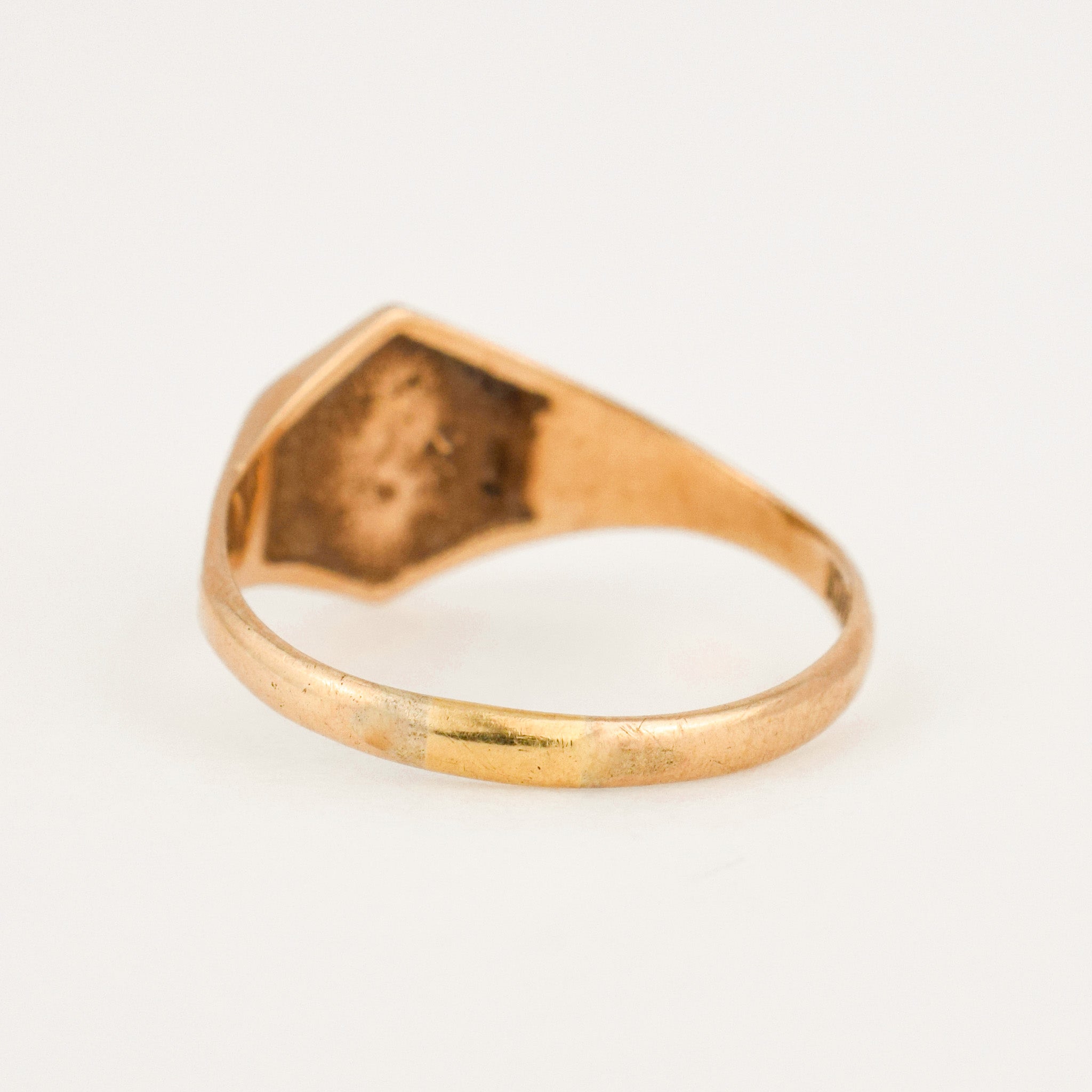 'DM' Signet Pinkie Ring
