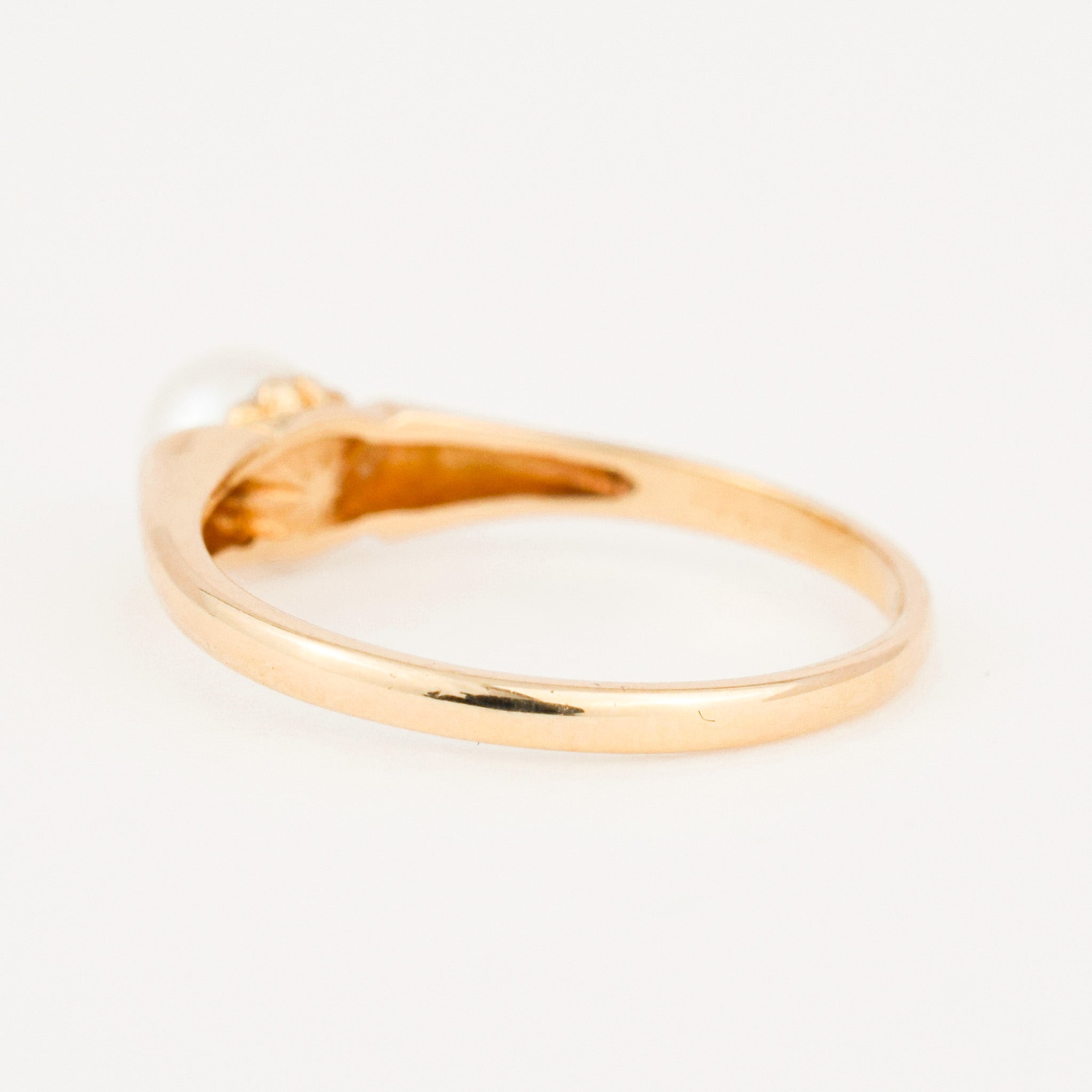 vintage Classic Pearl Ring