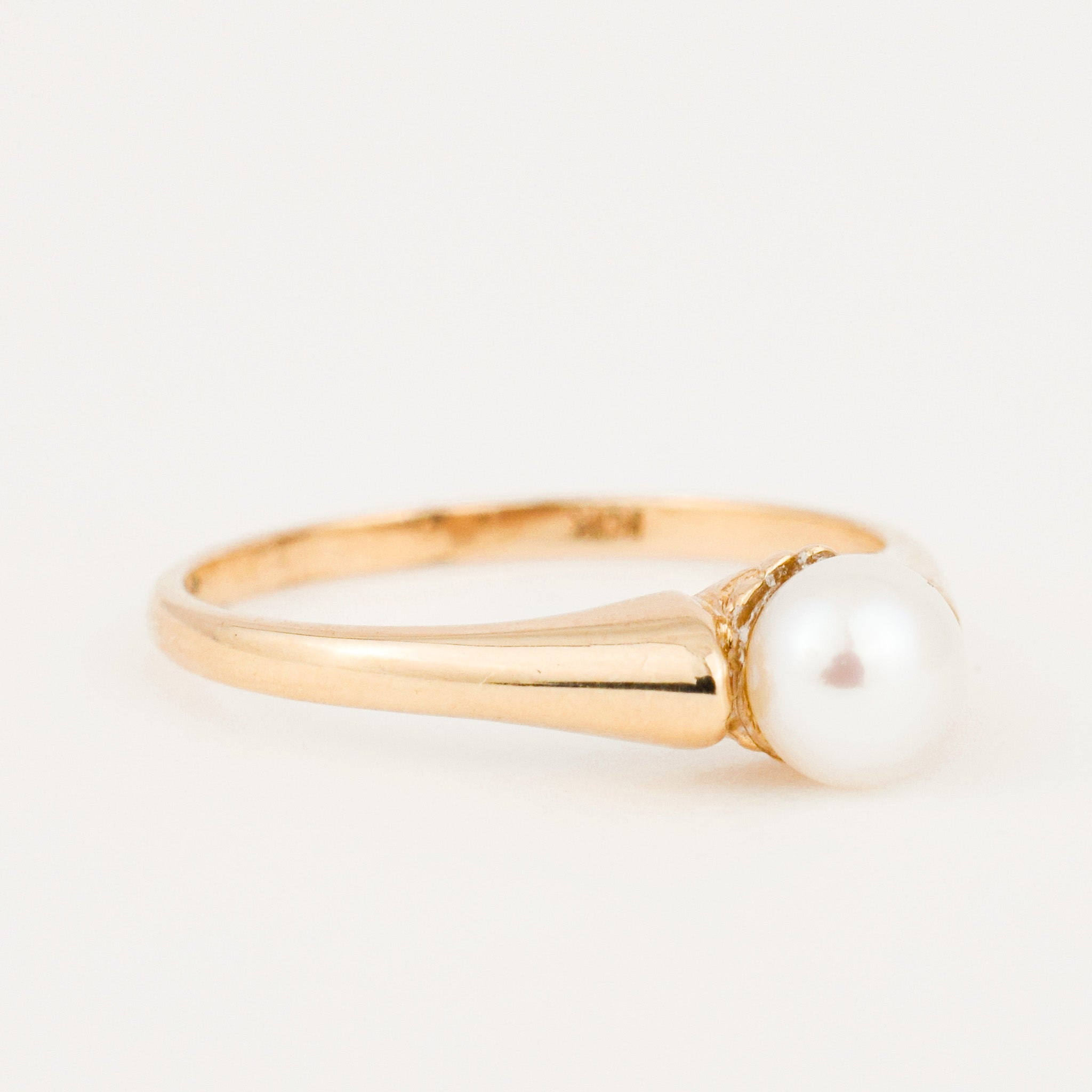 vintage Classic Pearl Ring