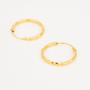 vintage 20k gold 19.8 Delicate Hoops