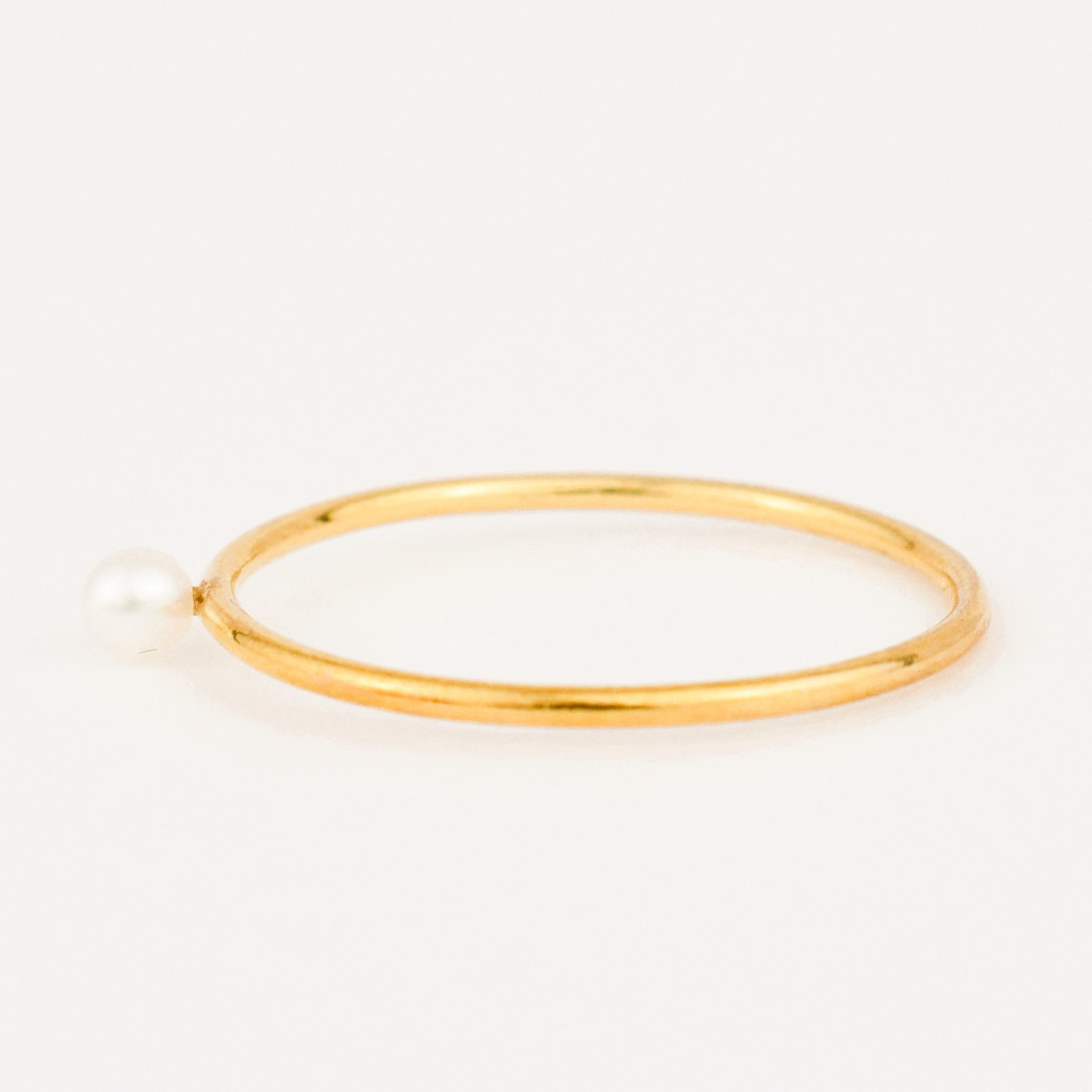 vintage 14k gold Dainty Pearl Ring