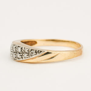 vintage gold Intricate Diamond Band