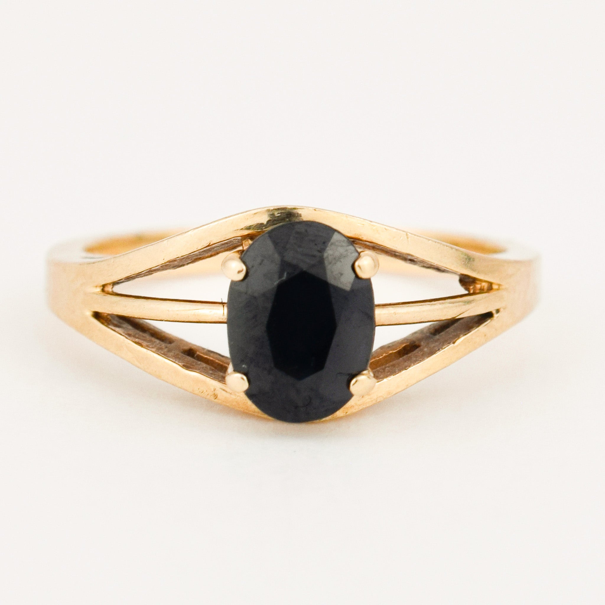 Sapphire Ring