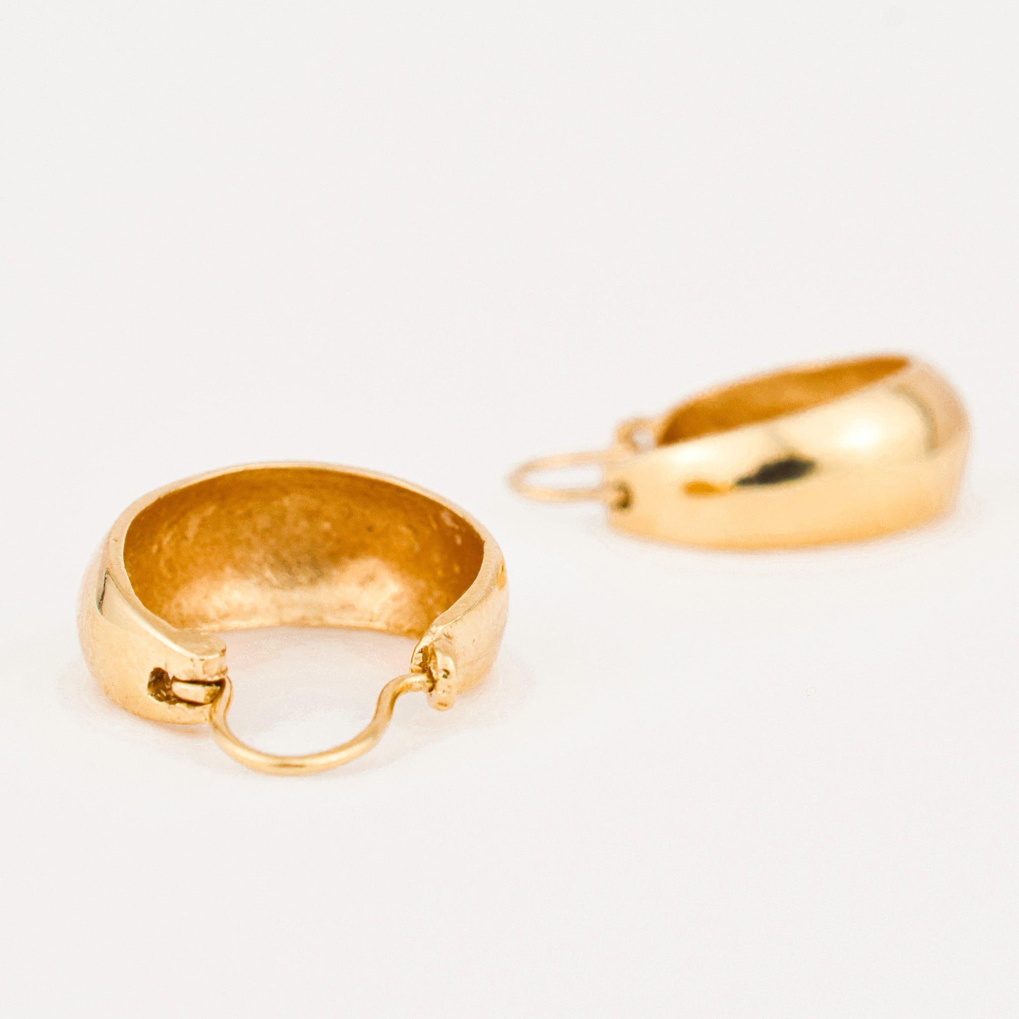 vintage gold 21.4mm Drop Hoops