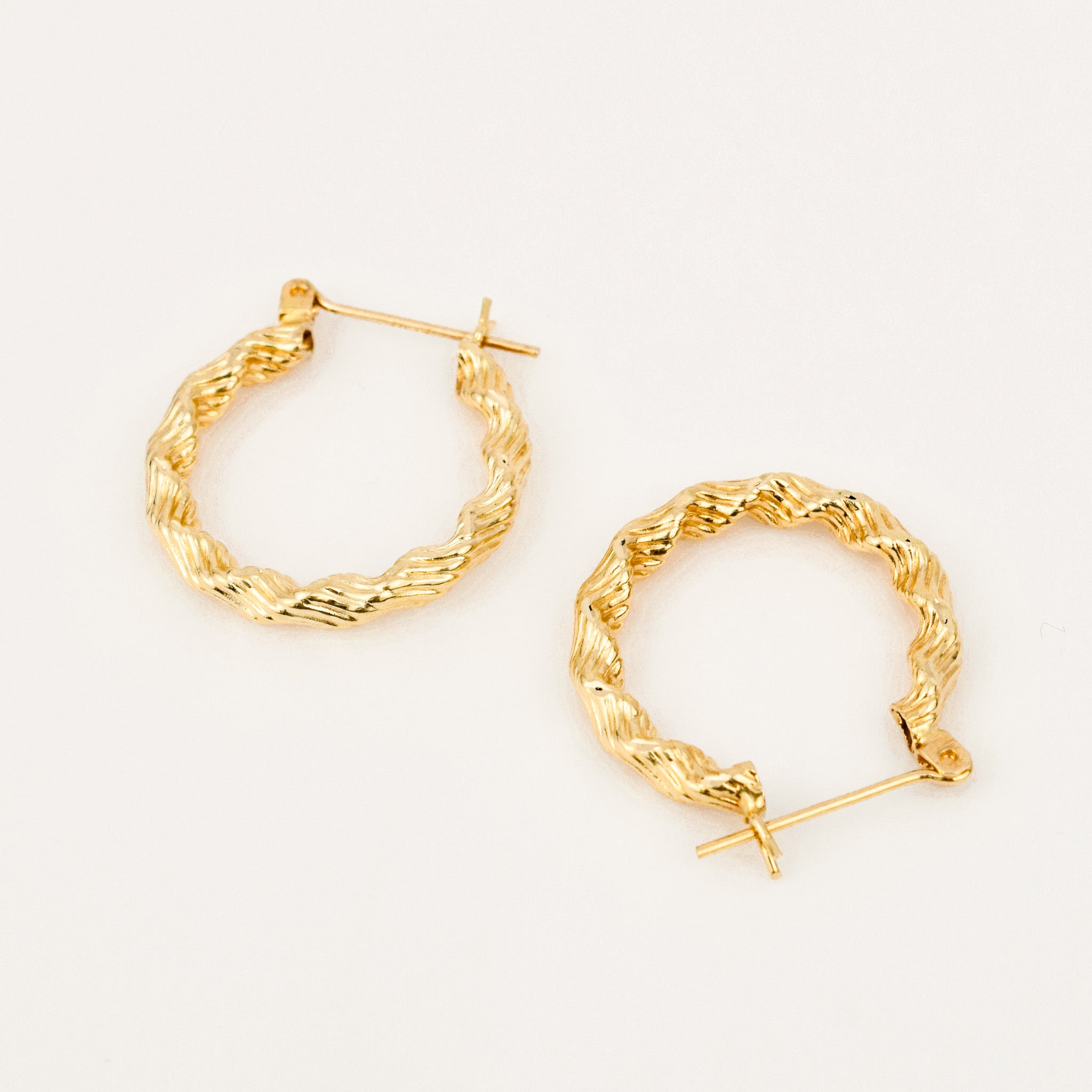 vintage gold 22.2mm Twist Hoops