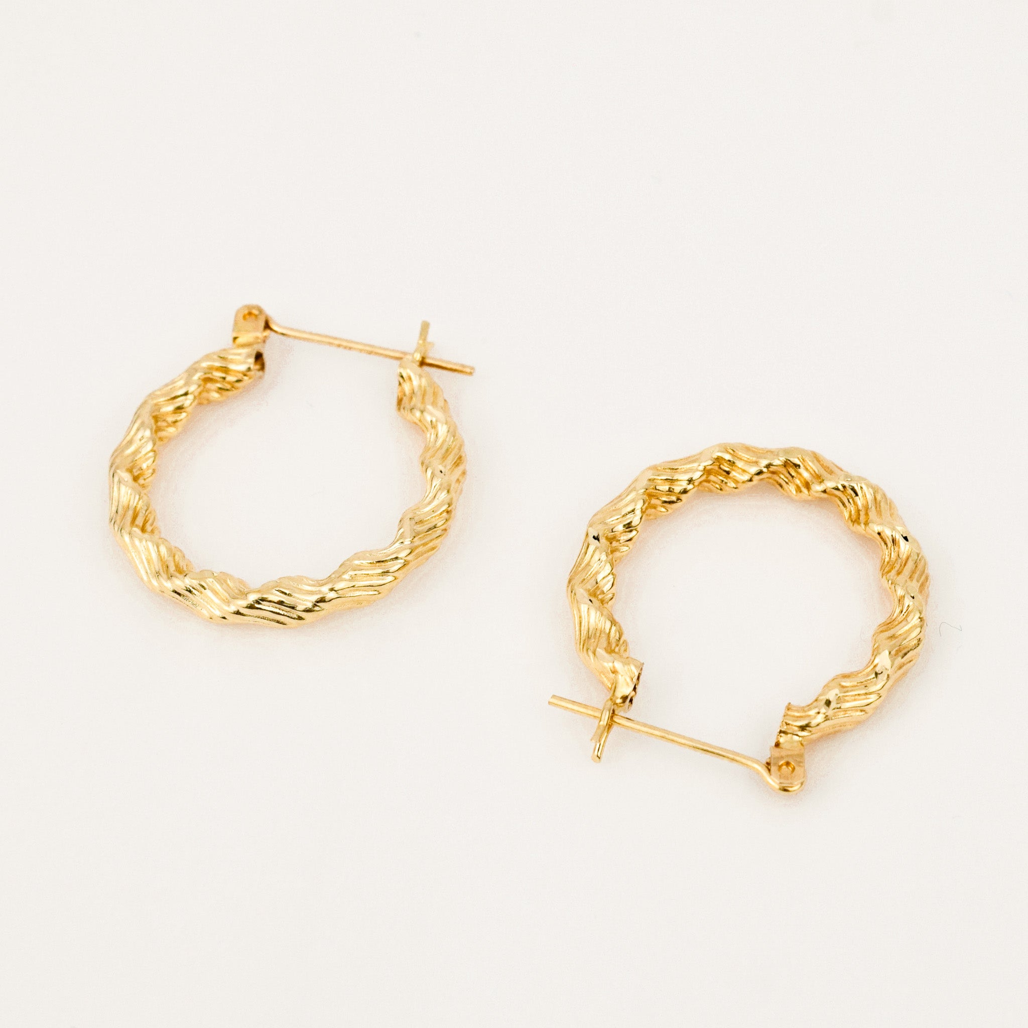 vintage gold 22.2mm Twist Hoops