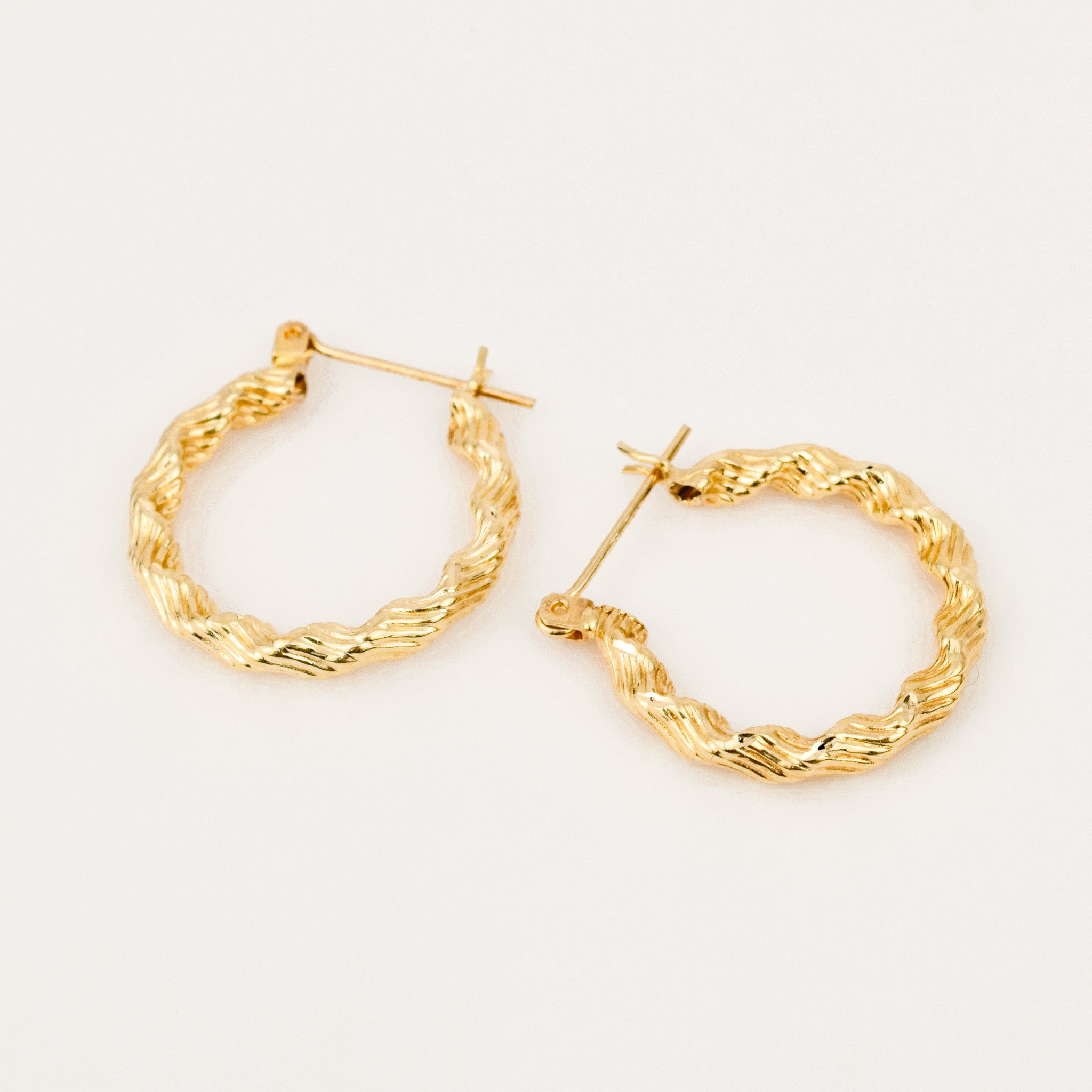 vintage gold 22.2mm Twist Hoops