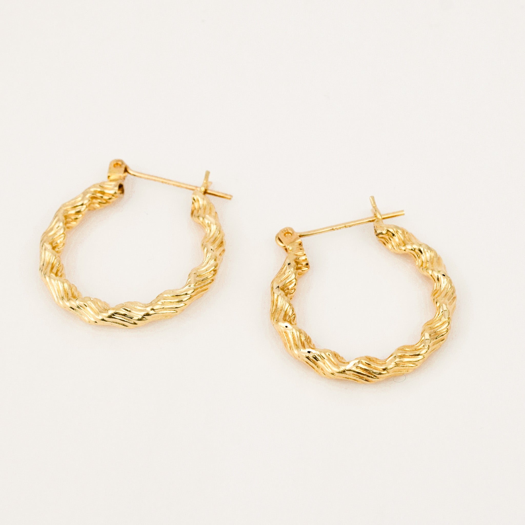 vintage gold 22.2mm Twist Hoops