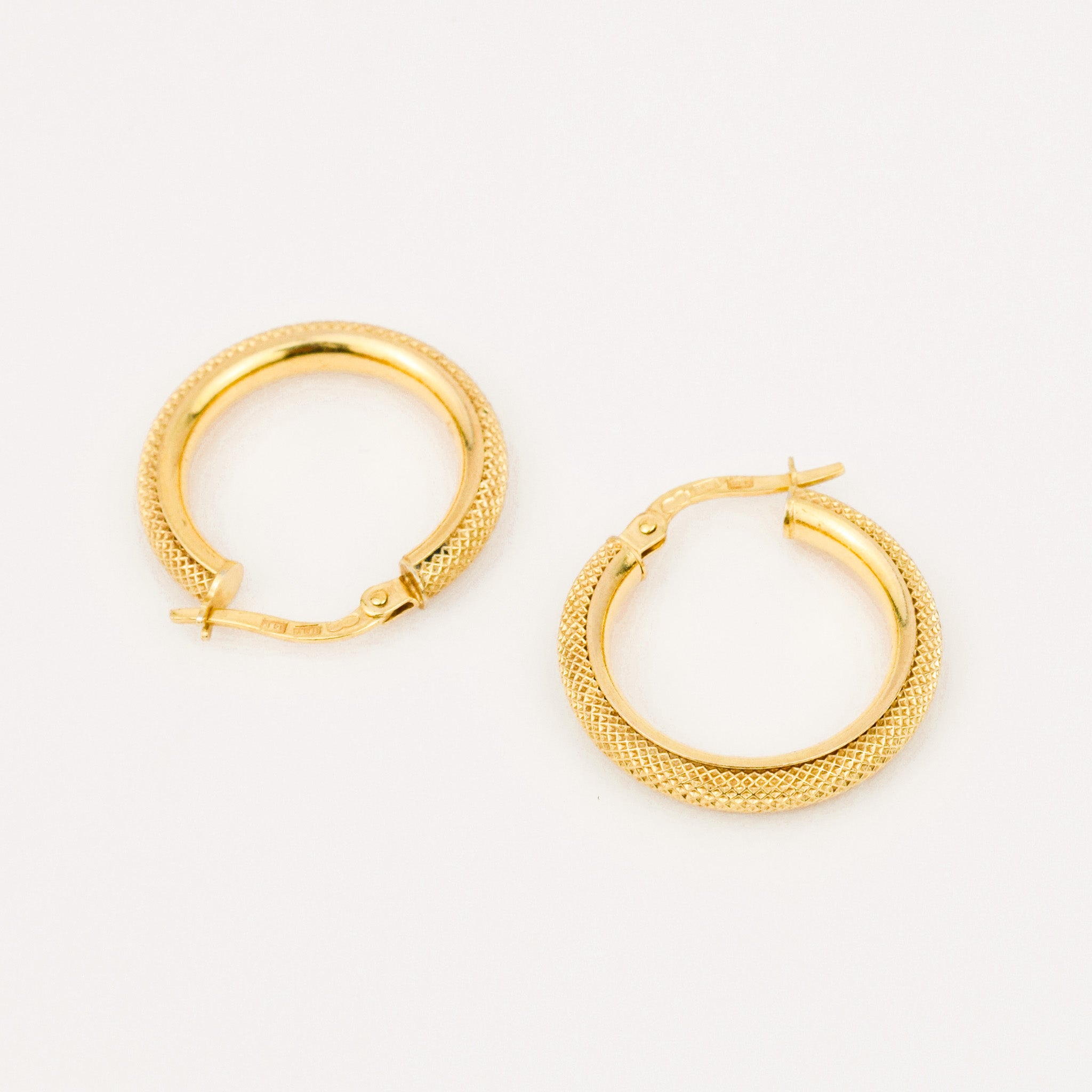21.7 mm Micro Quilted Hoop Earrings