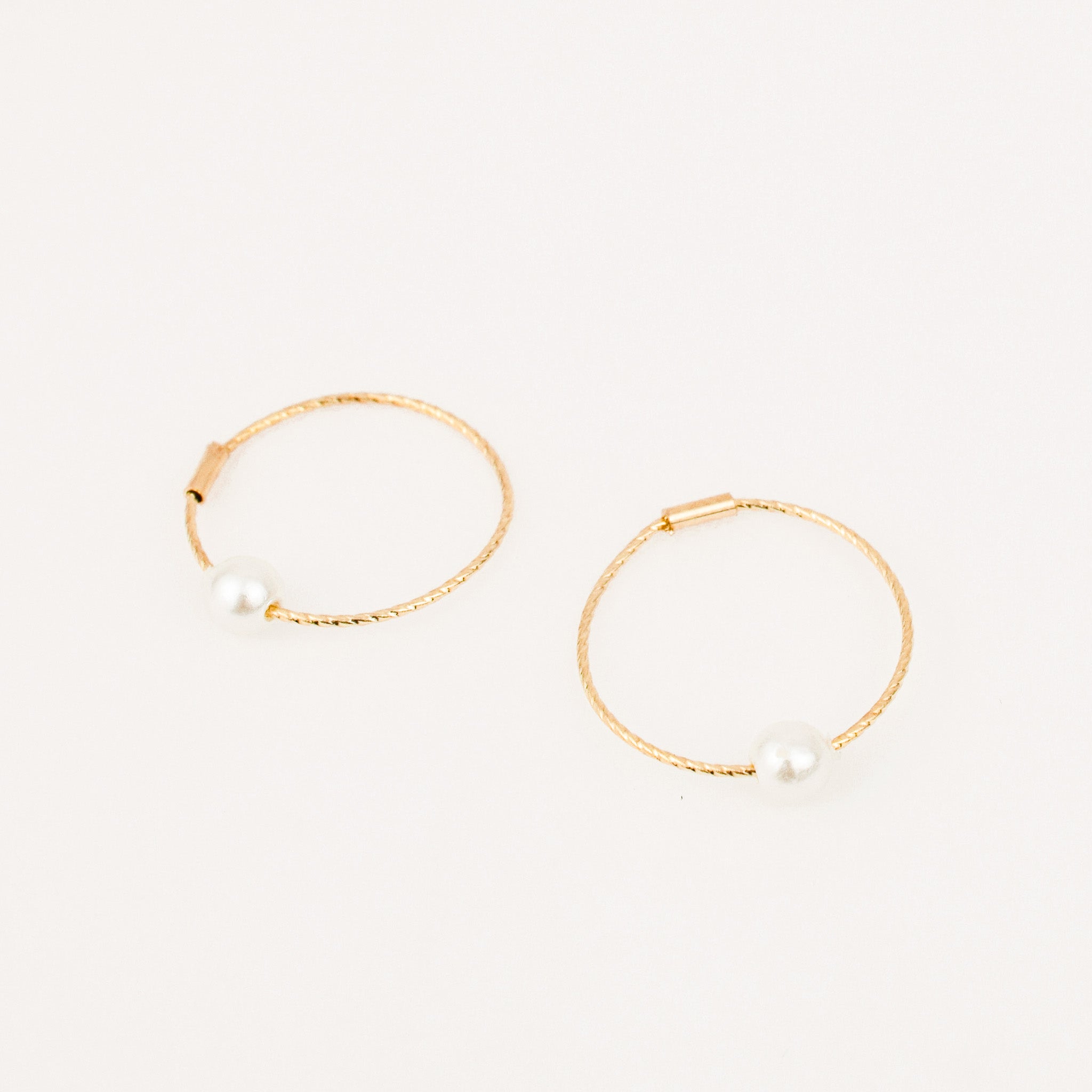 vintage gold 16.4 mm Pearl Sleepers