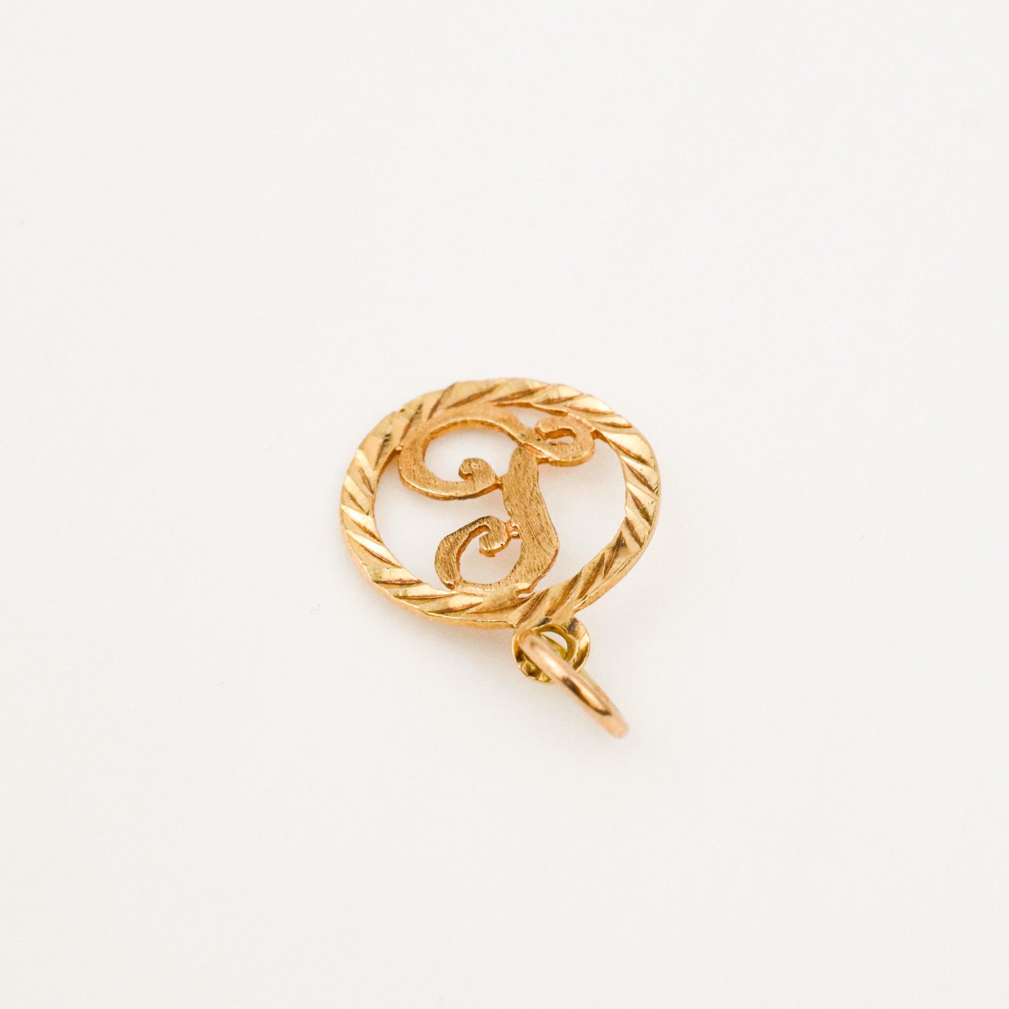 vintage gold Circular 'L' Charm