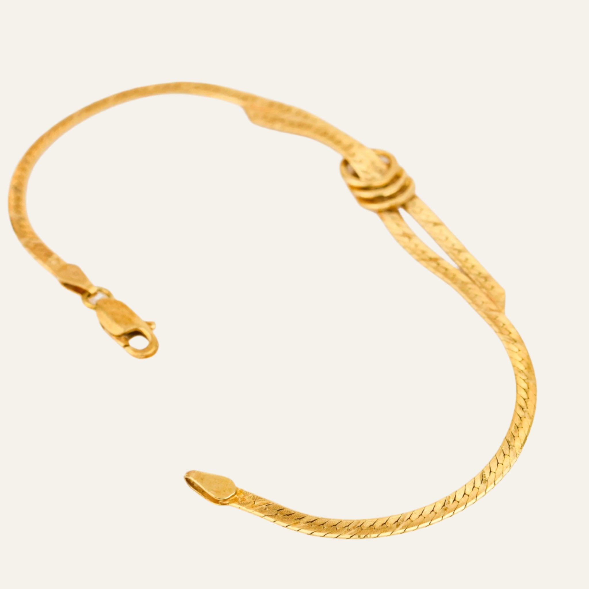 vintage 18k gold 7.25" Herringbone Bypass Bracelet