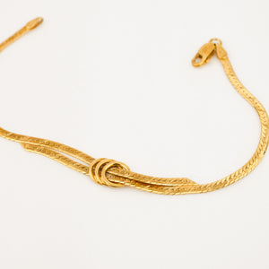 vintage 18k gold 7.25" Herringbone Bypass Bracelet