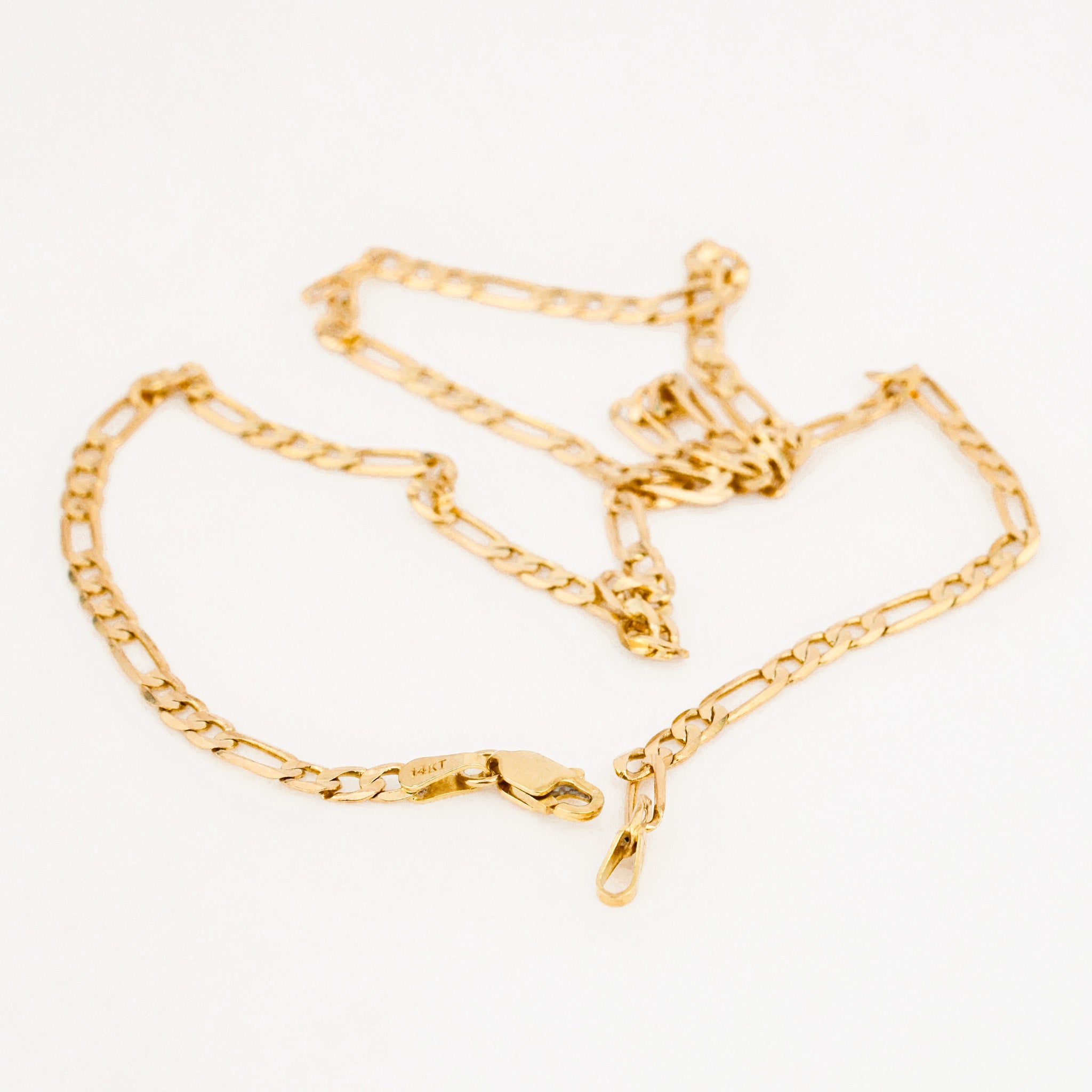 vintage gold 16" Figaro Chain Necklace