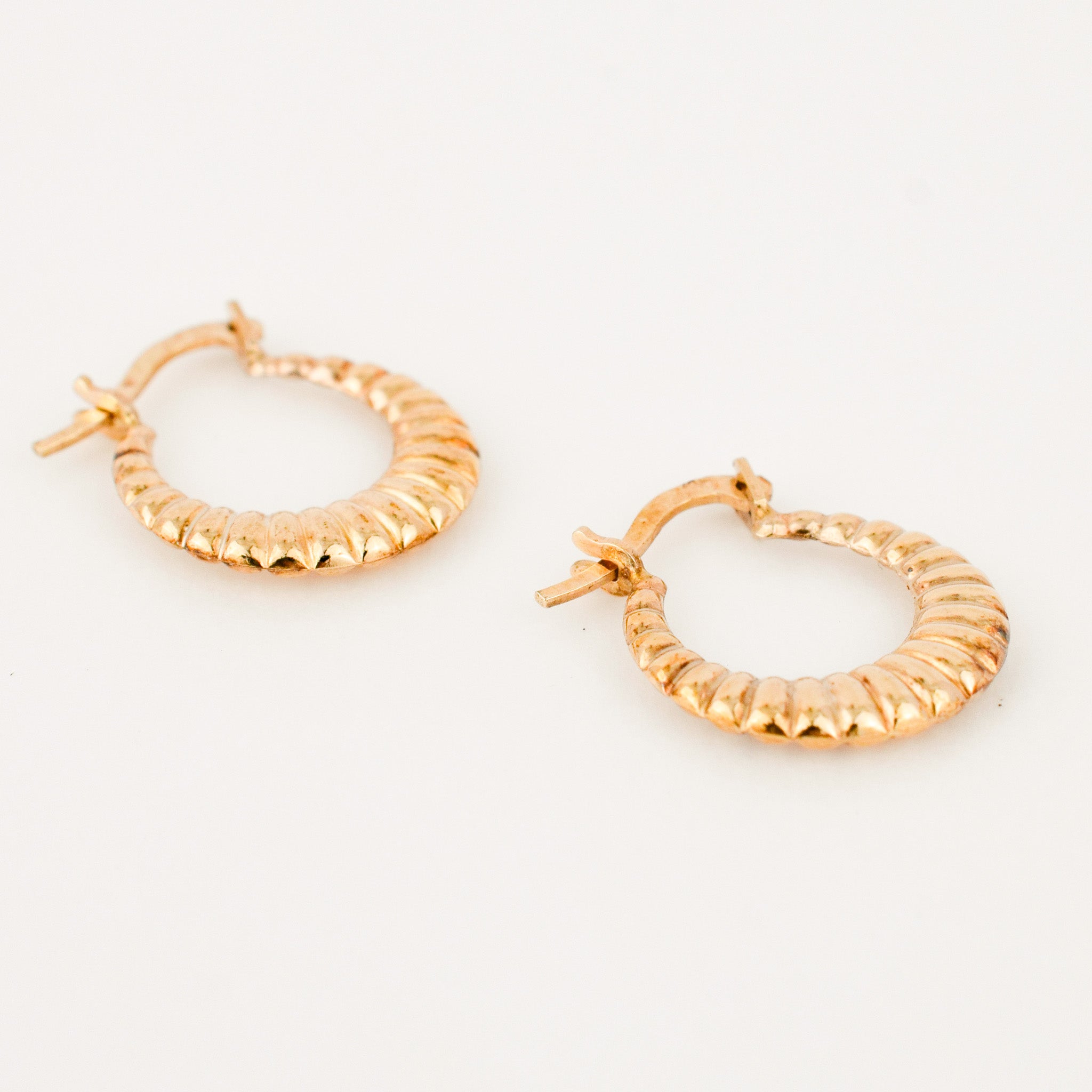 16.5 mm Medium Shrimp Hoops