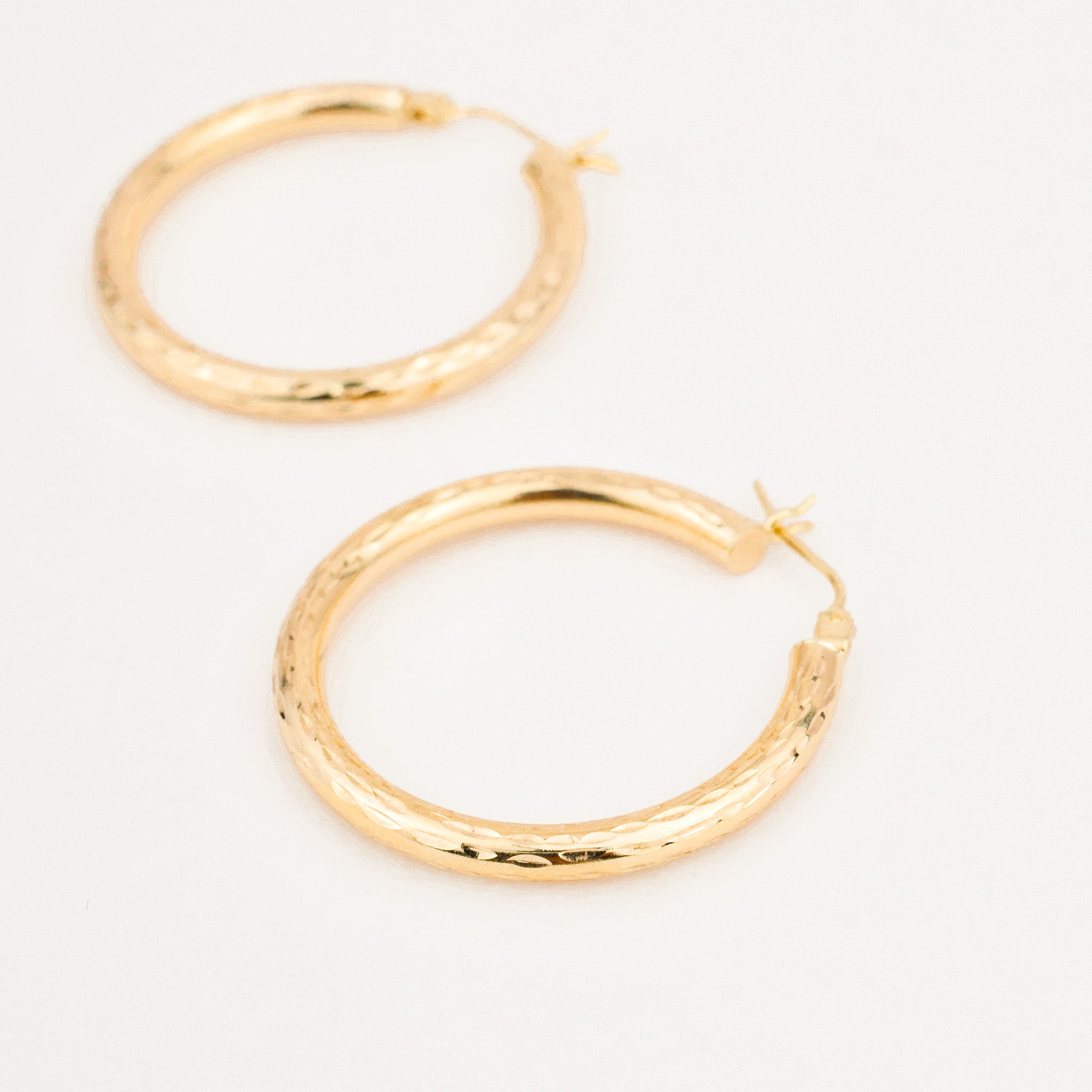 vintage 31 mm Sparkling Gold Hoop Earrings