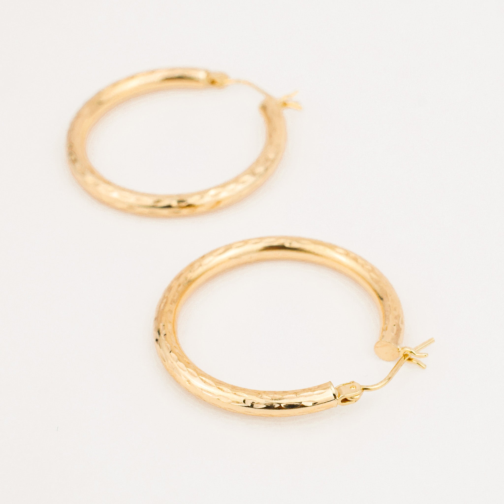 vintage 31 mm Sparkling Gold Hoop Earrings
