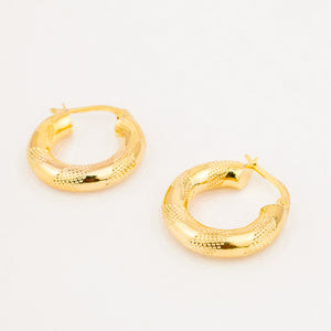 vintage gold 19 mm Mesh Detailed Gold Hoop Earrings