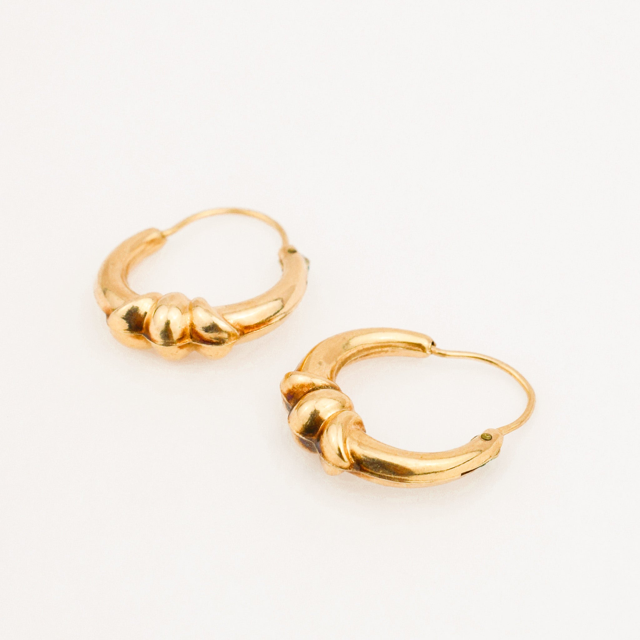 17.3 mm Detailed Gold Drop Hoops