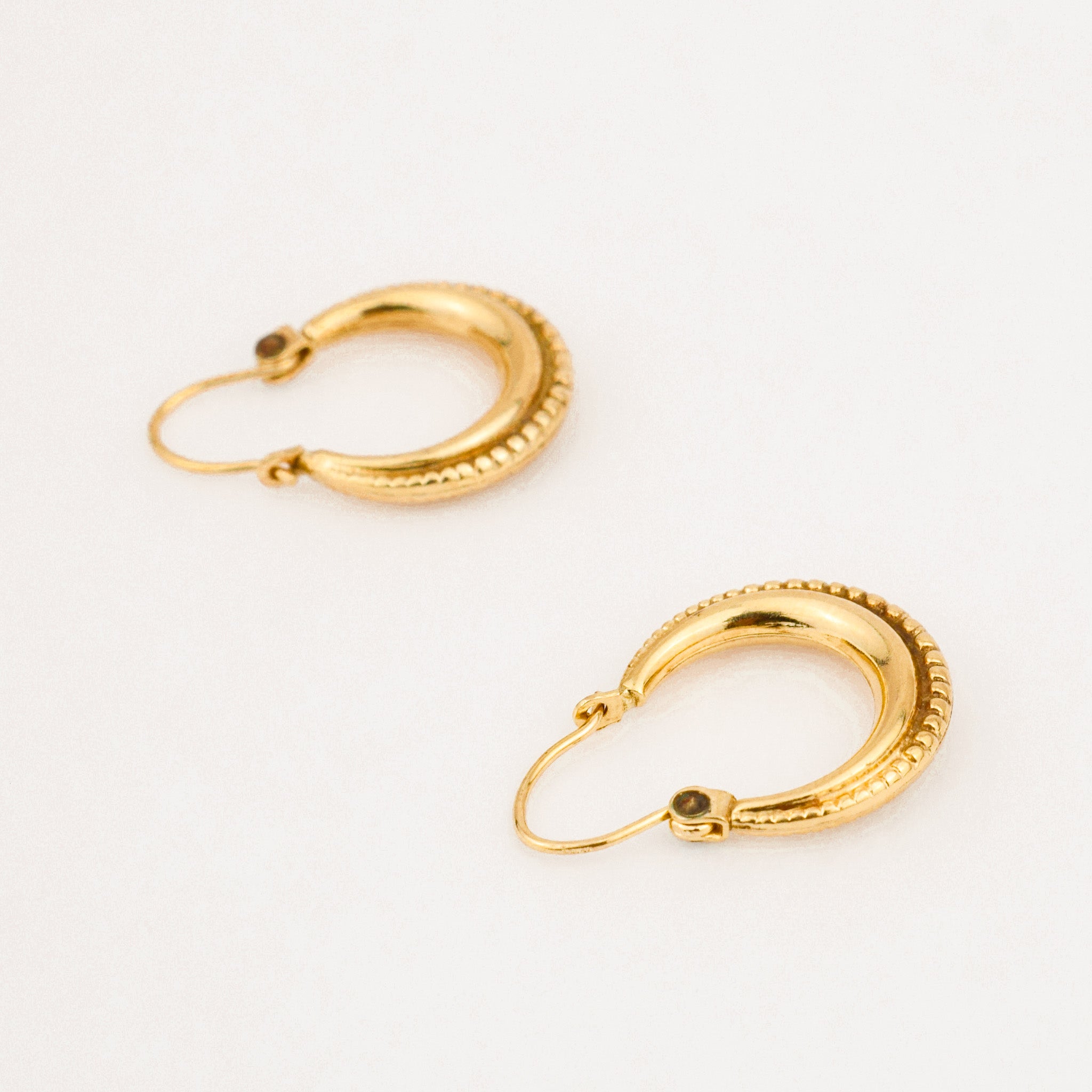 vintage 14k gold 19.8mm Beaded Drop Hoops