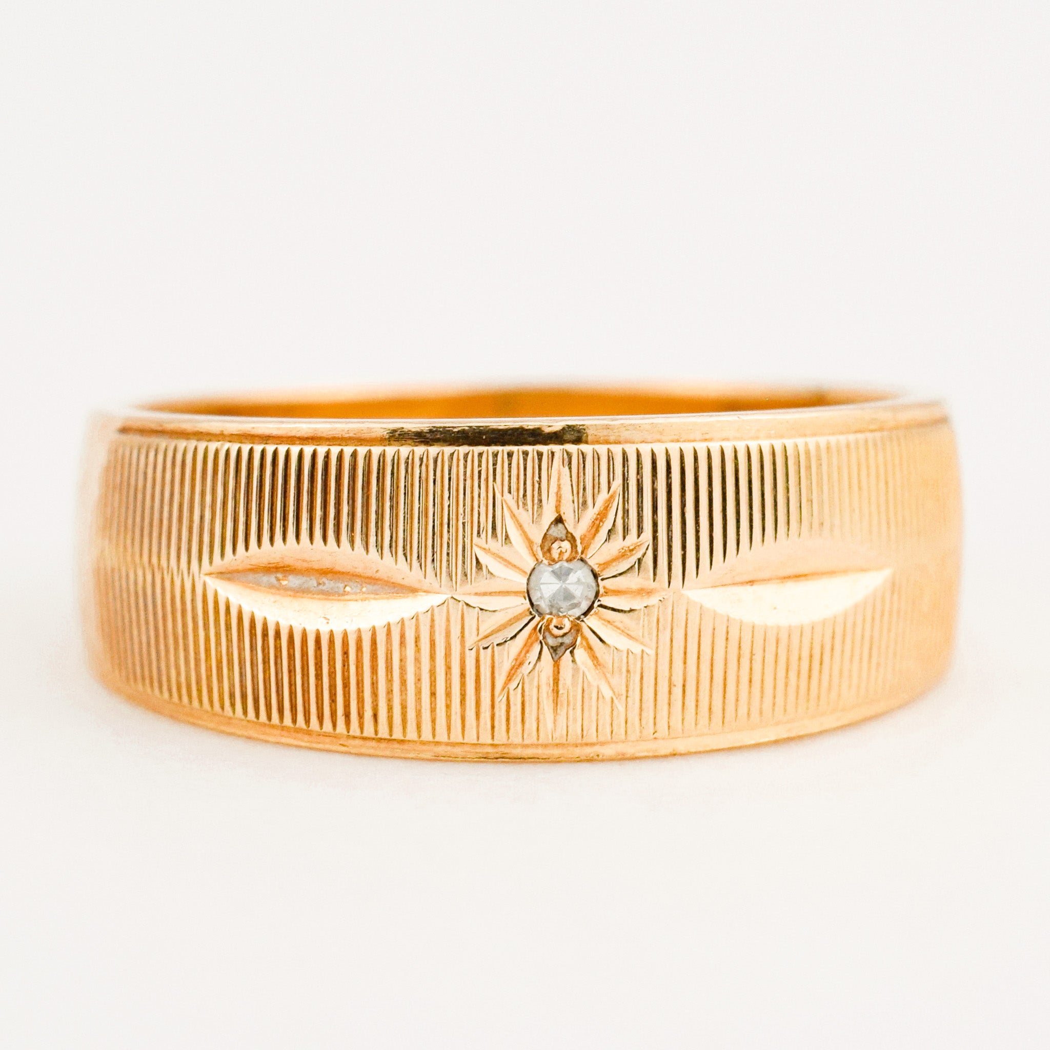 vintage 10k gold 6.8 mm Sparkling Starburst Ring