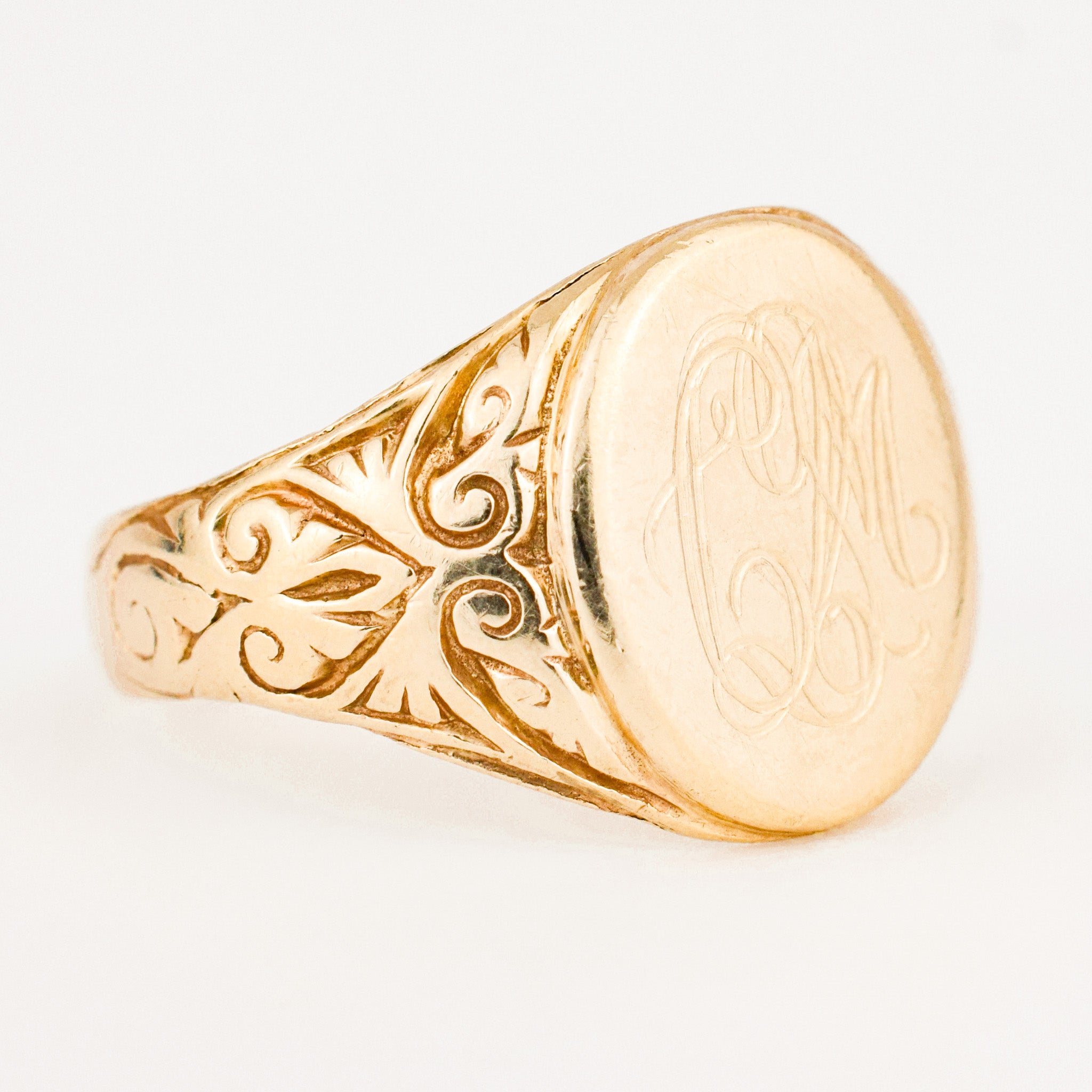 antique 14k gold 'CM' Signet Ring