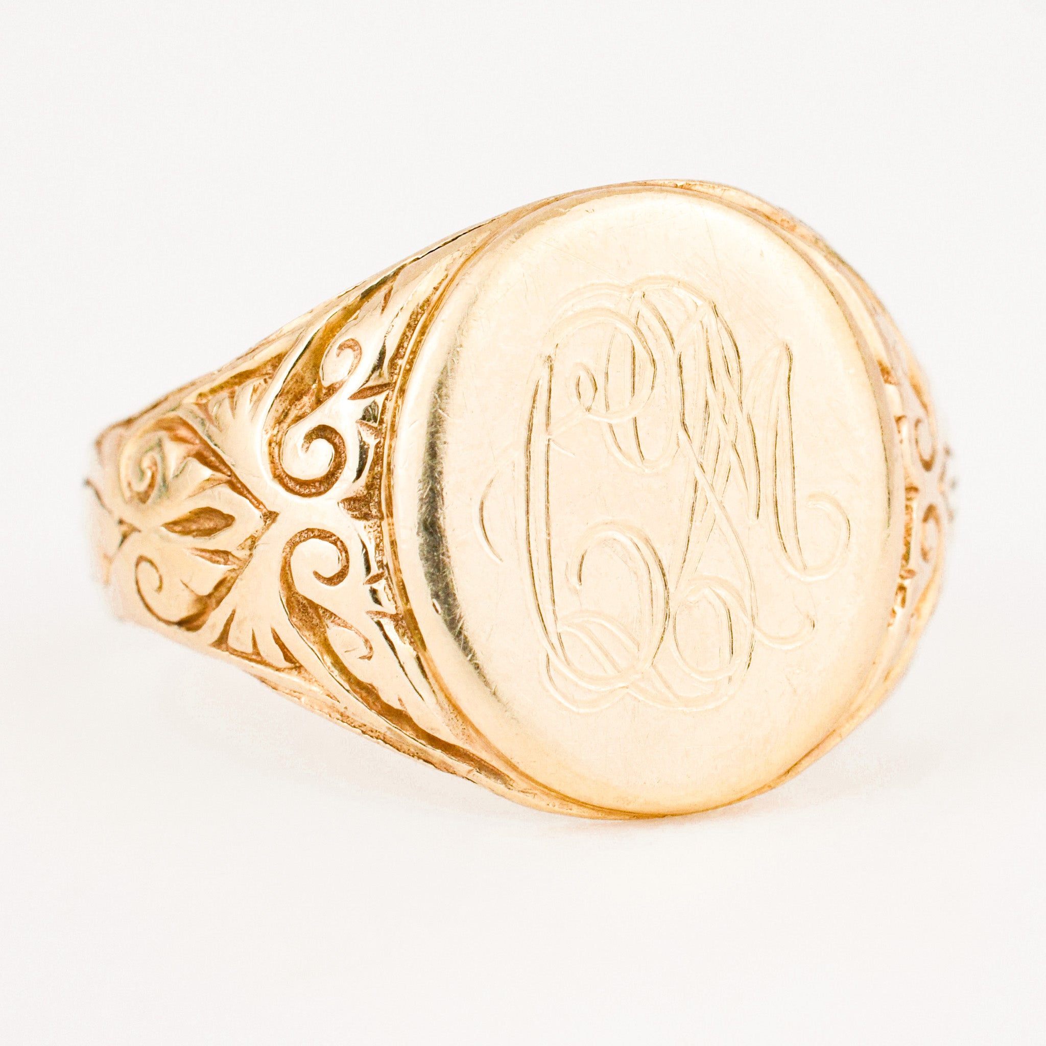 antique 14k gold 'CM' Signet Ring