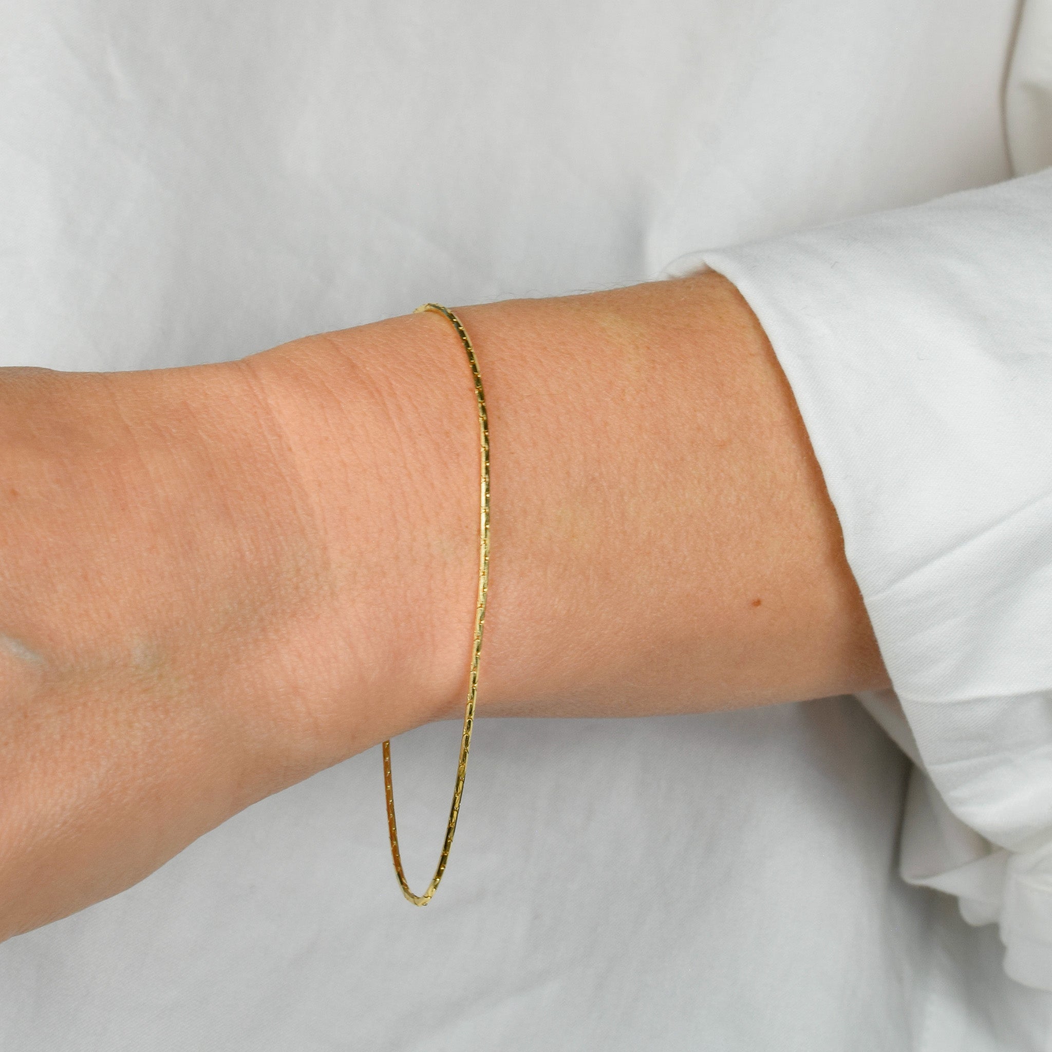 vintage gold slinky bracelet 