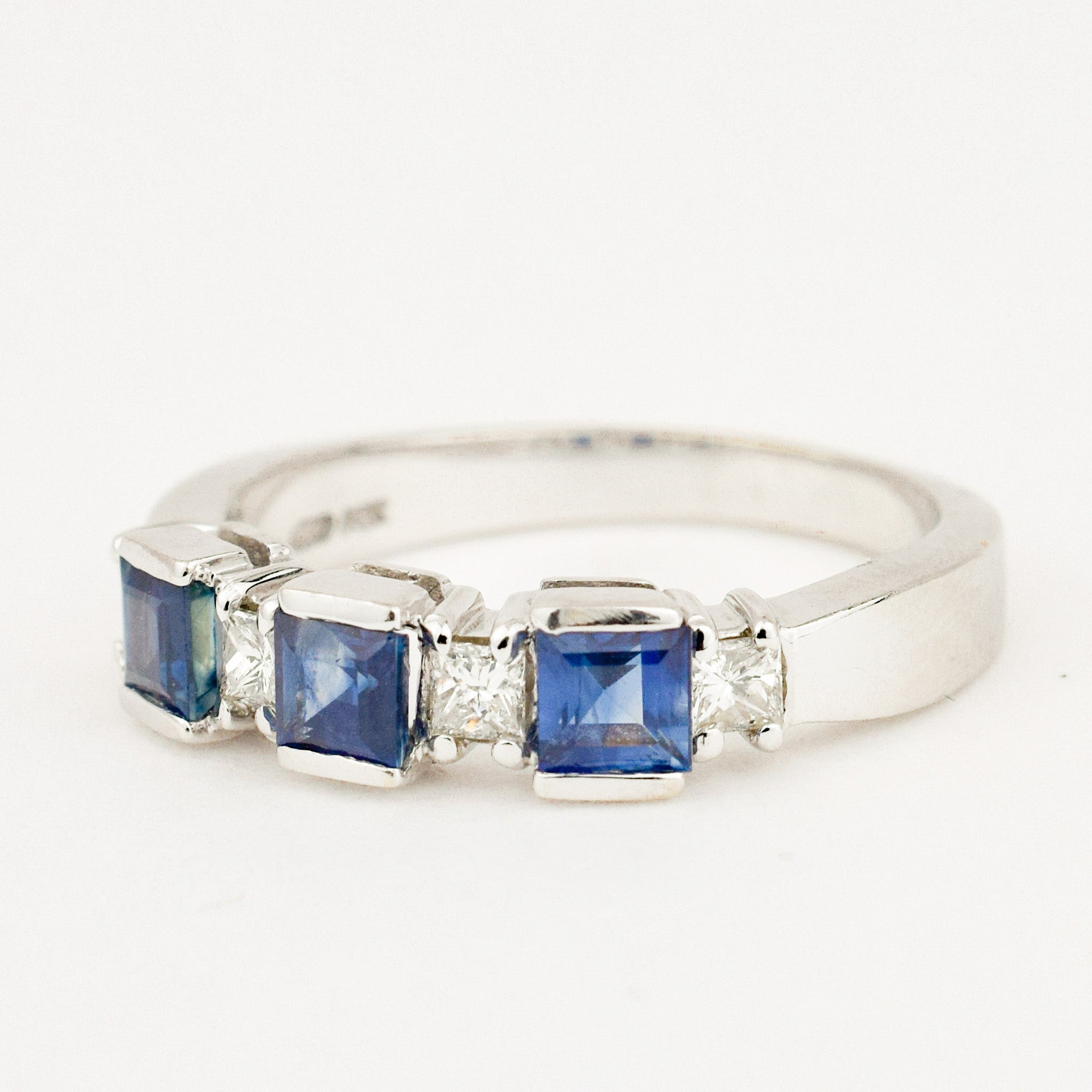vintage 14k gold White Gold Sapphire Trilogy Ring