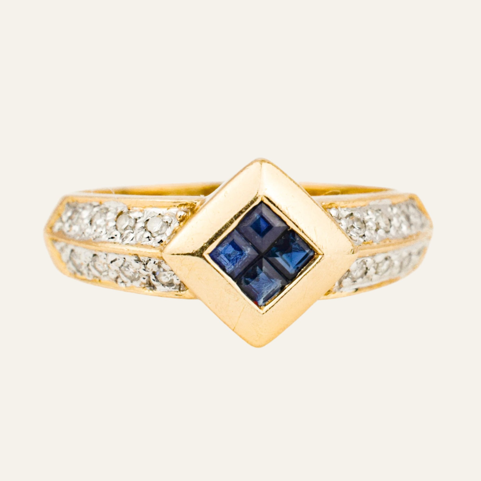 vintage sapphire and diamond rhombus ring