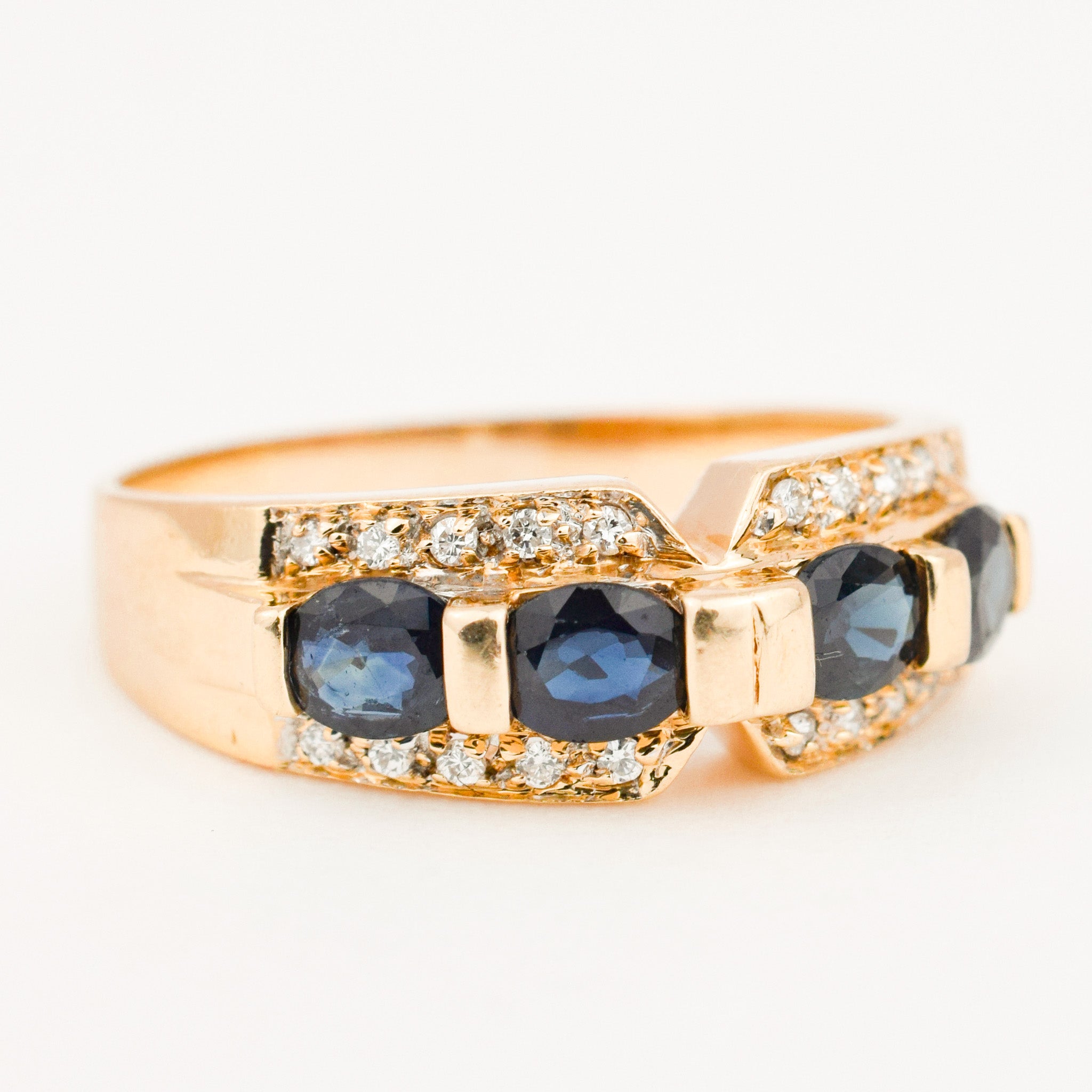 vintage Exquisite Sapphire and Diamond Ring