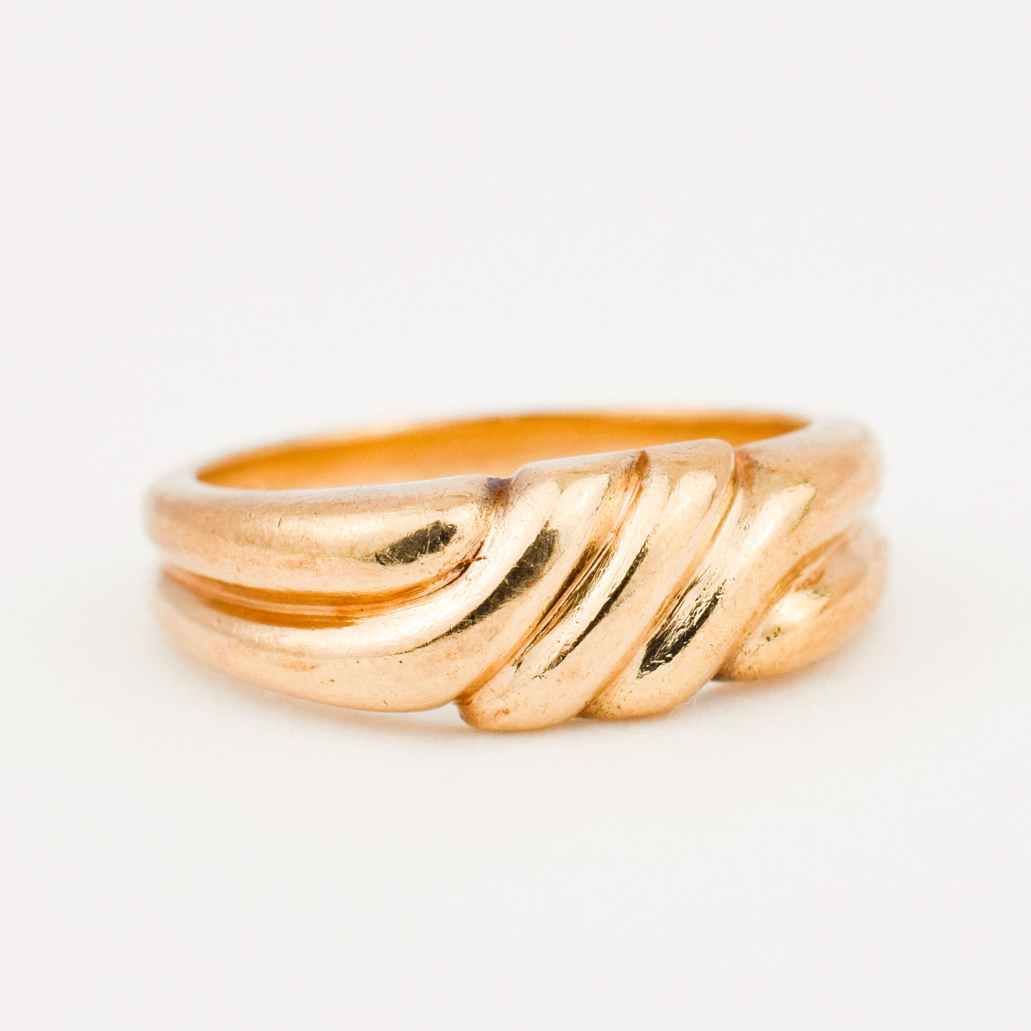 vintage 6.5 mm Ribbed Gold Band