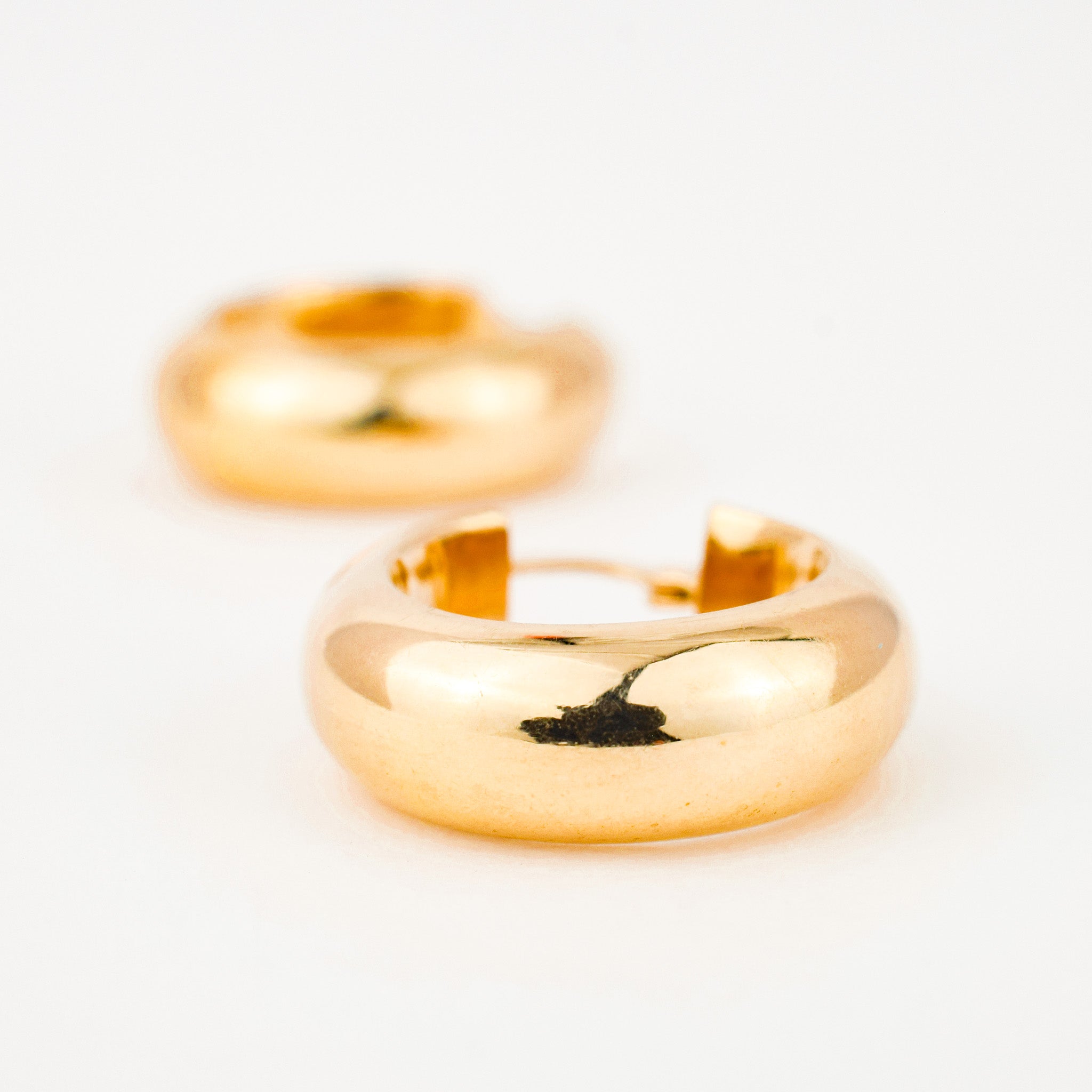 vintage 22.1 mm Puffy Hoops
