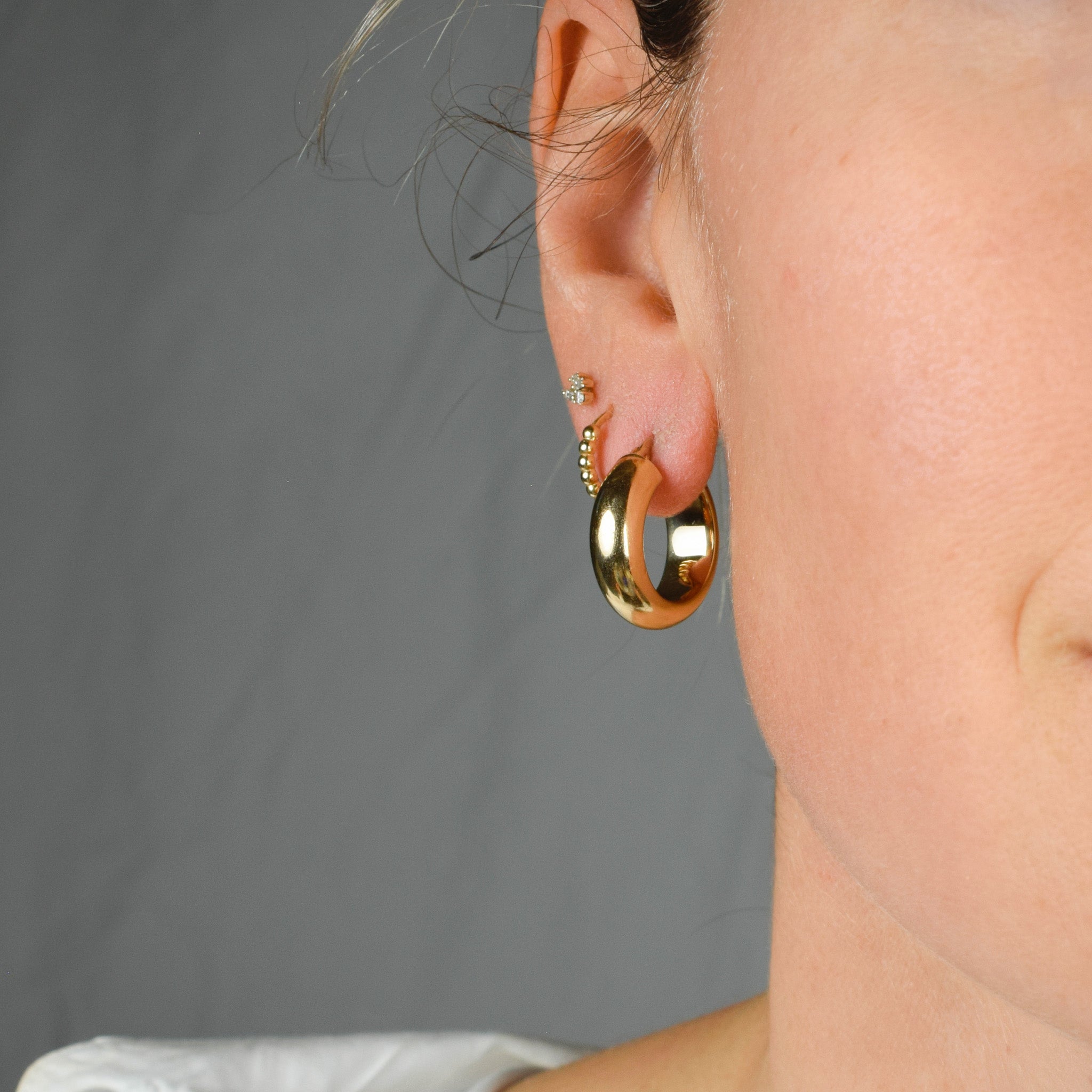 vintage 22.1 mm Puffy Hoops