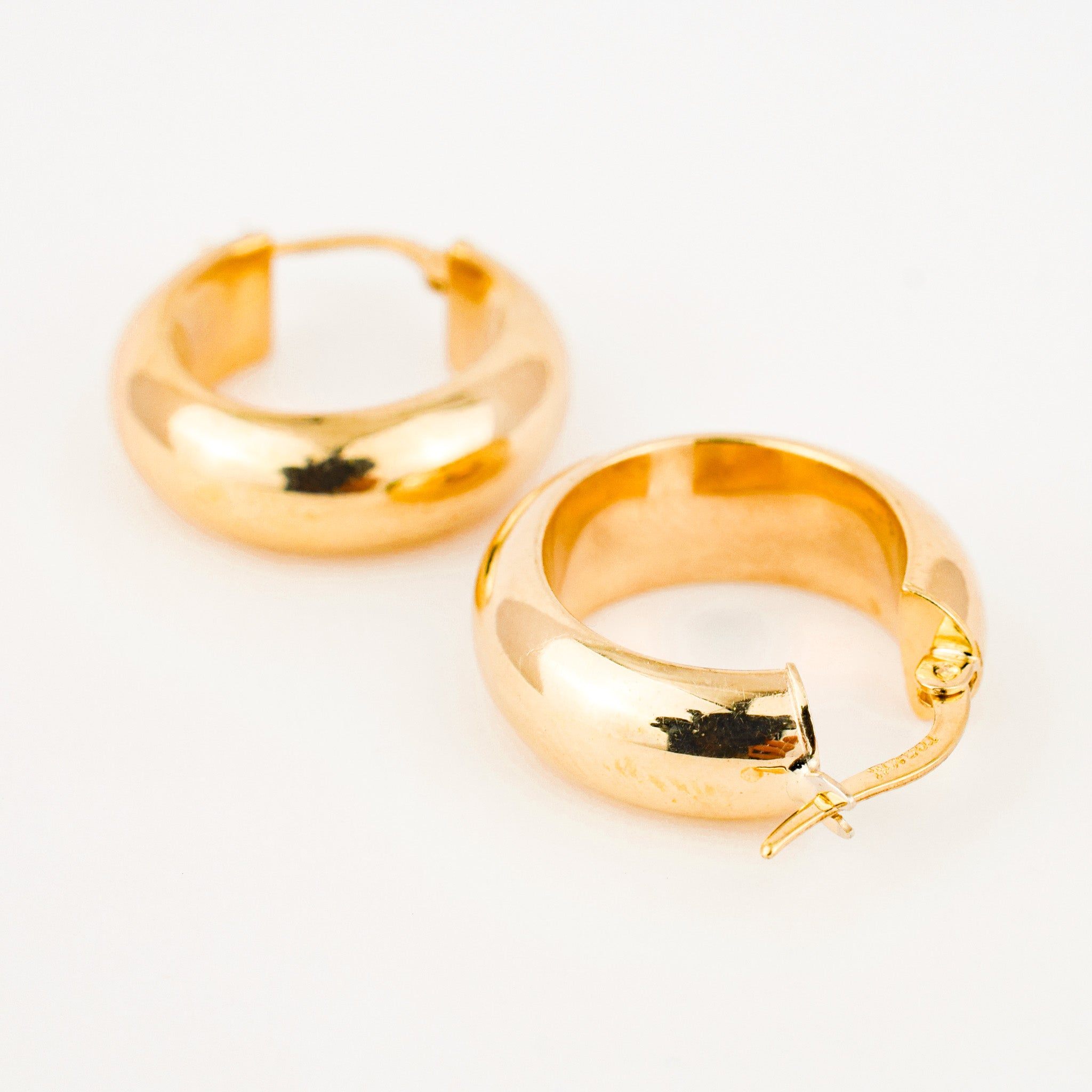 22.1 mm Puffy Gold Hoops